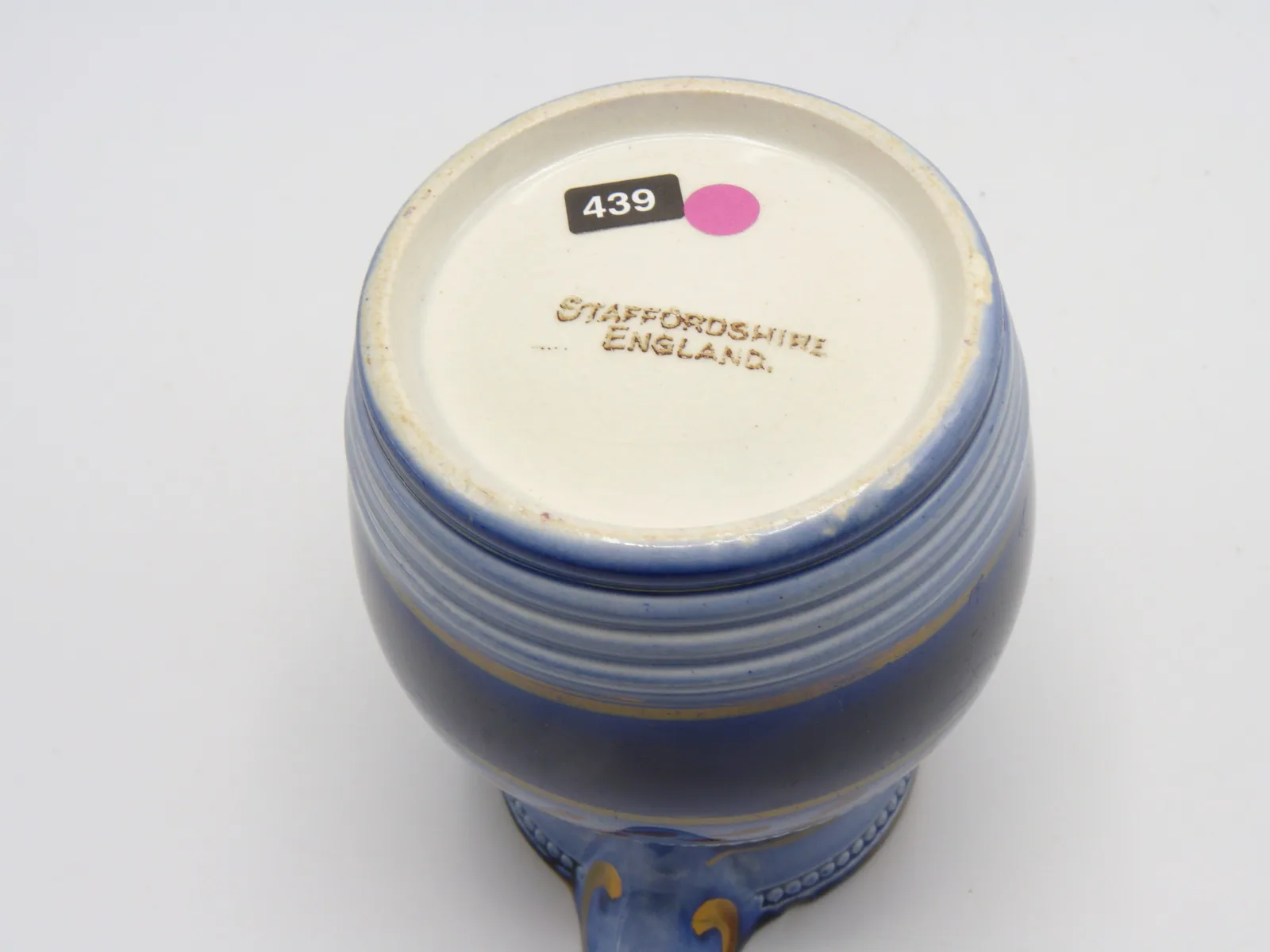 Small Flow Blue Creamer - Wagon Wheel - Image 3