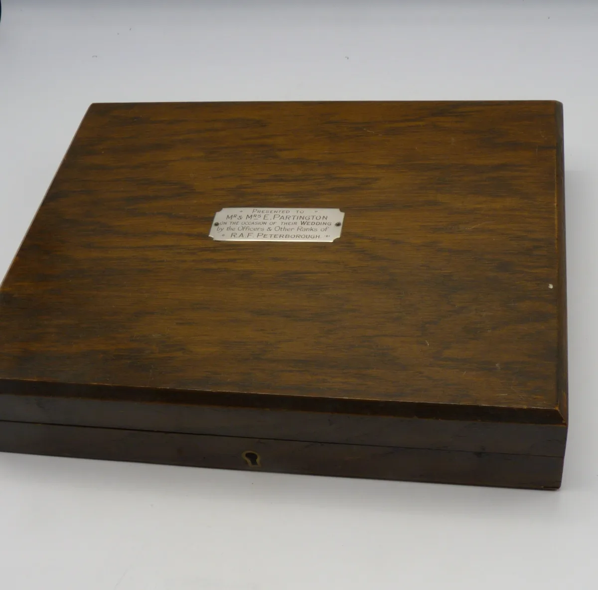 Mother of Pearl Handled Dessert Cutlery Set - Boxed - Image 2