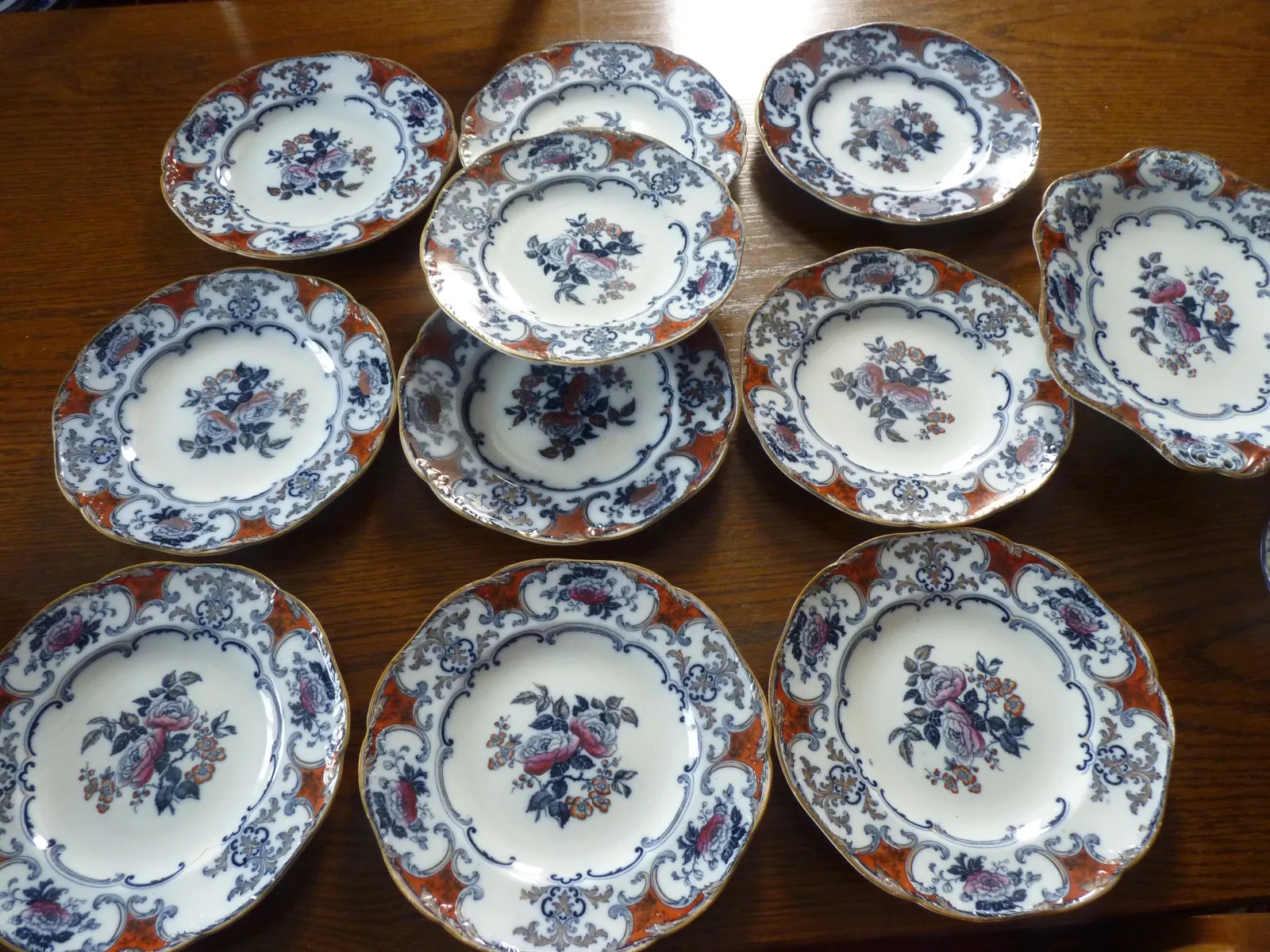 Mulberry Polychrome Dessert Set – Wedgwood Pearl - Image 14