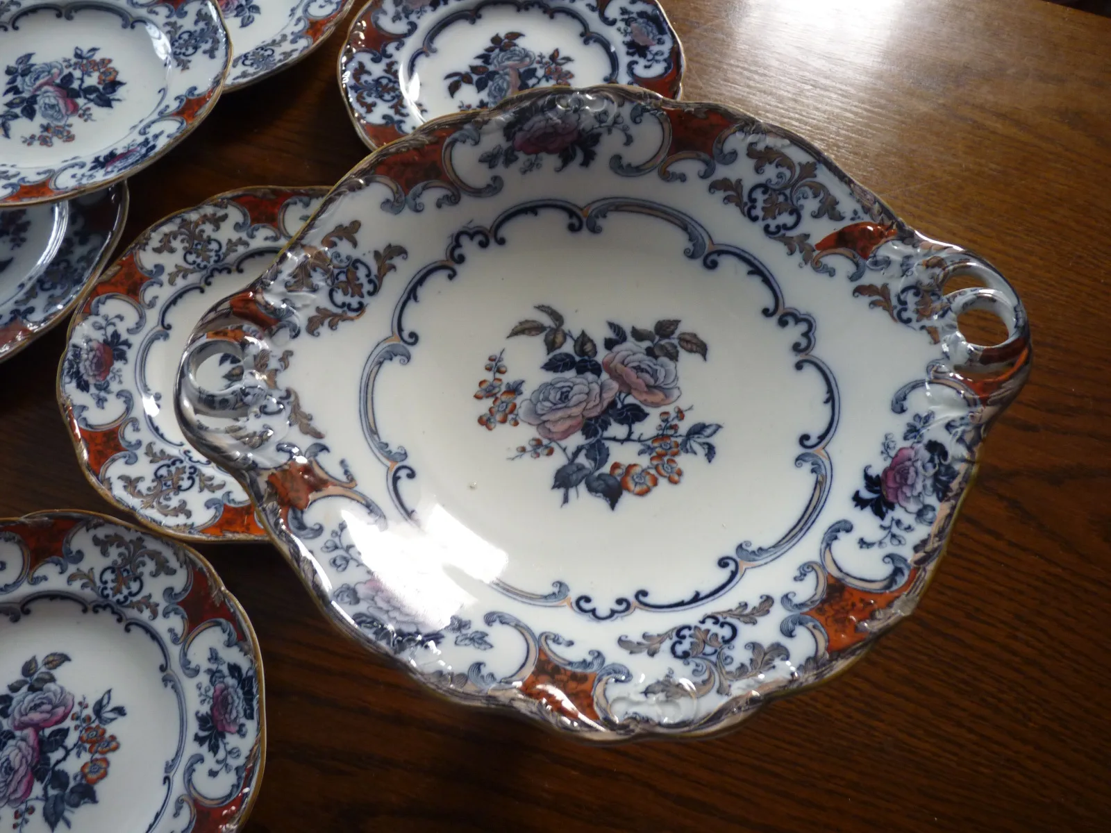 Mulberry Polychrome Dessert Set – Wedgwood Pearl - Image 6
