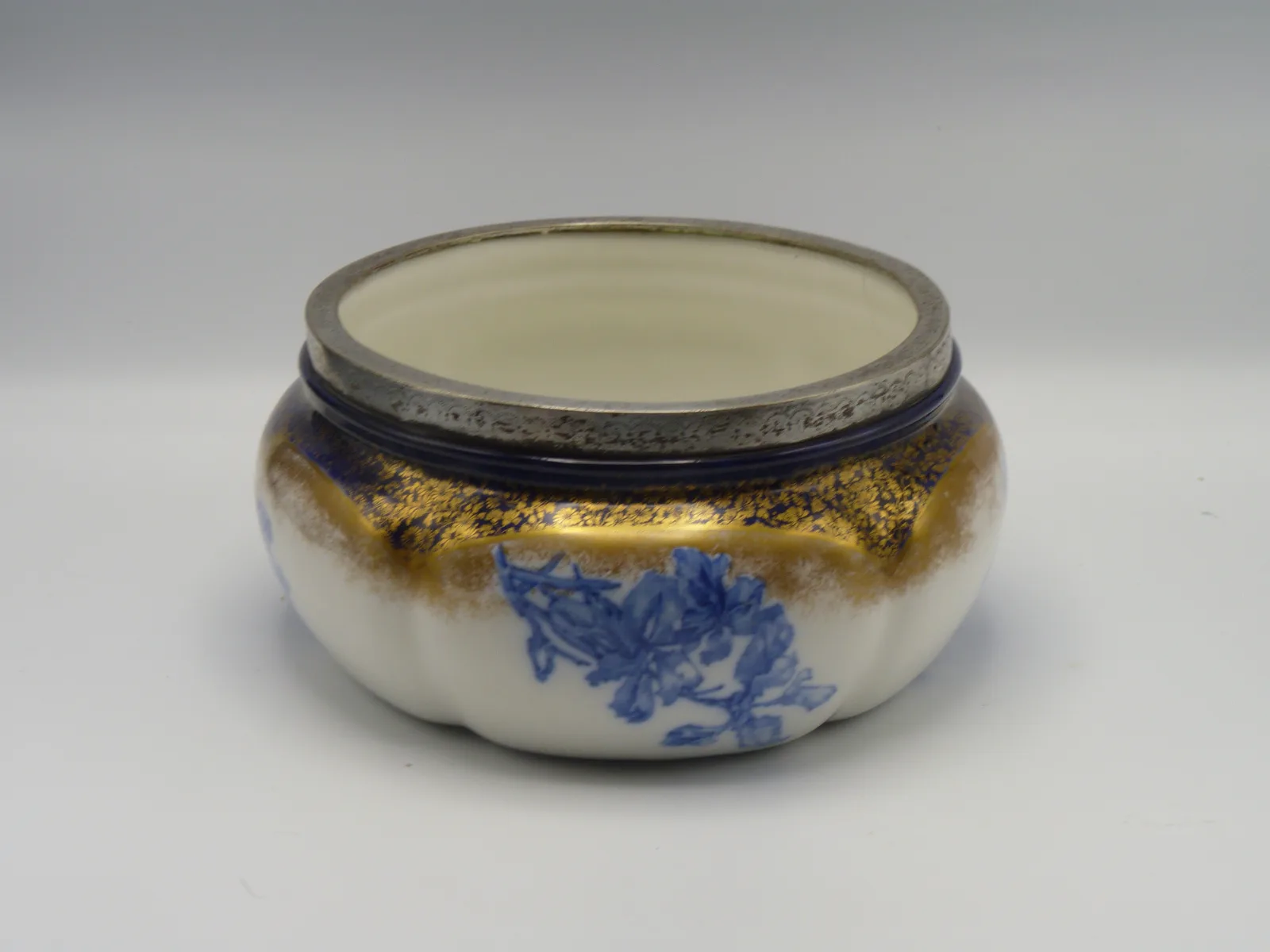 Flow Blue Doulton Salad Bowl - Silver Plated Rim - Image 2