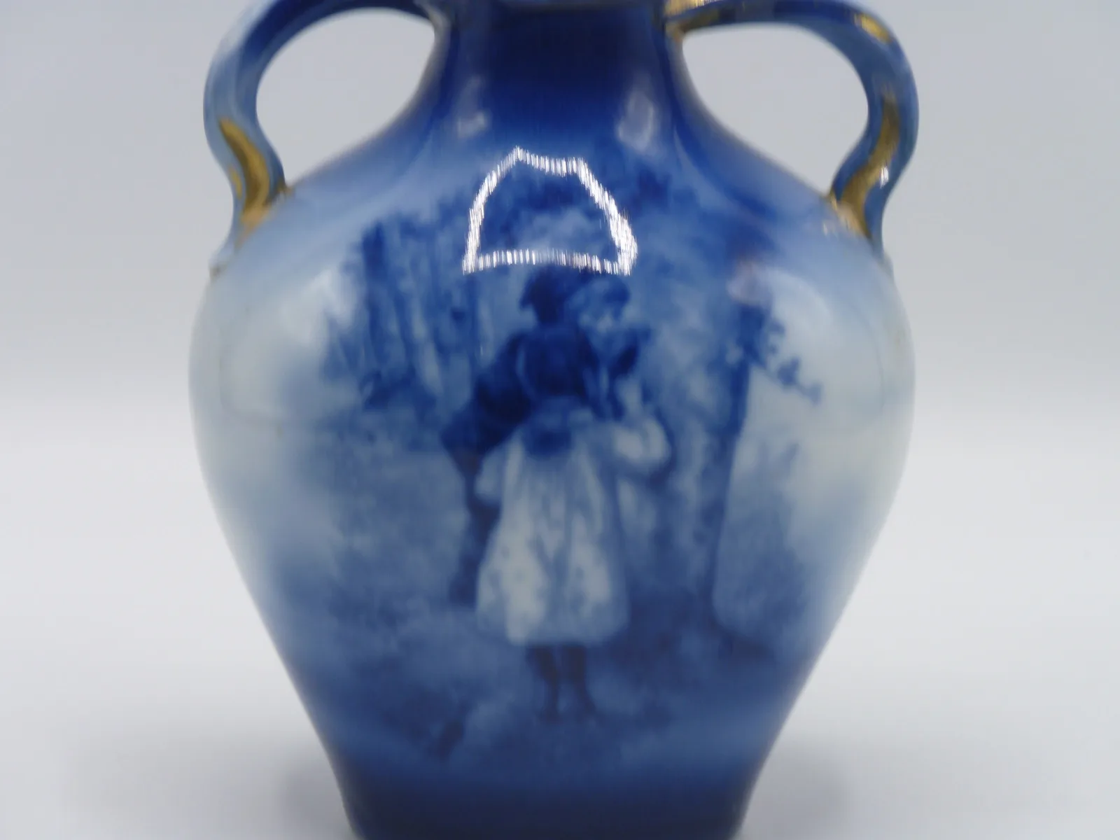 Miniature Flow Blue Babes In The Wood Vase -Blue Children - Image 2