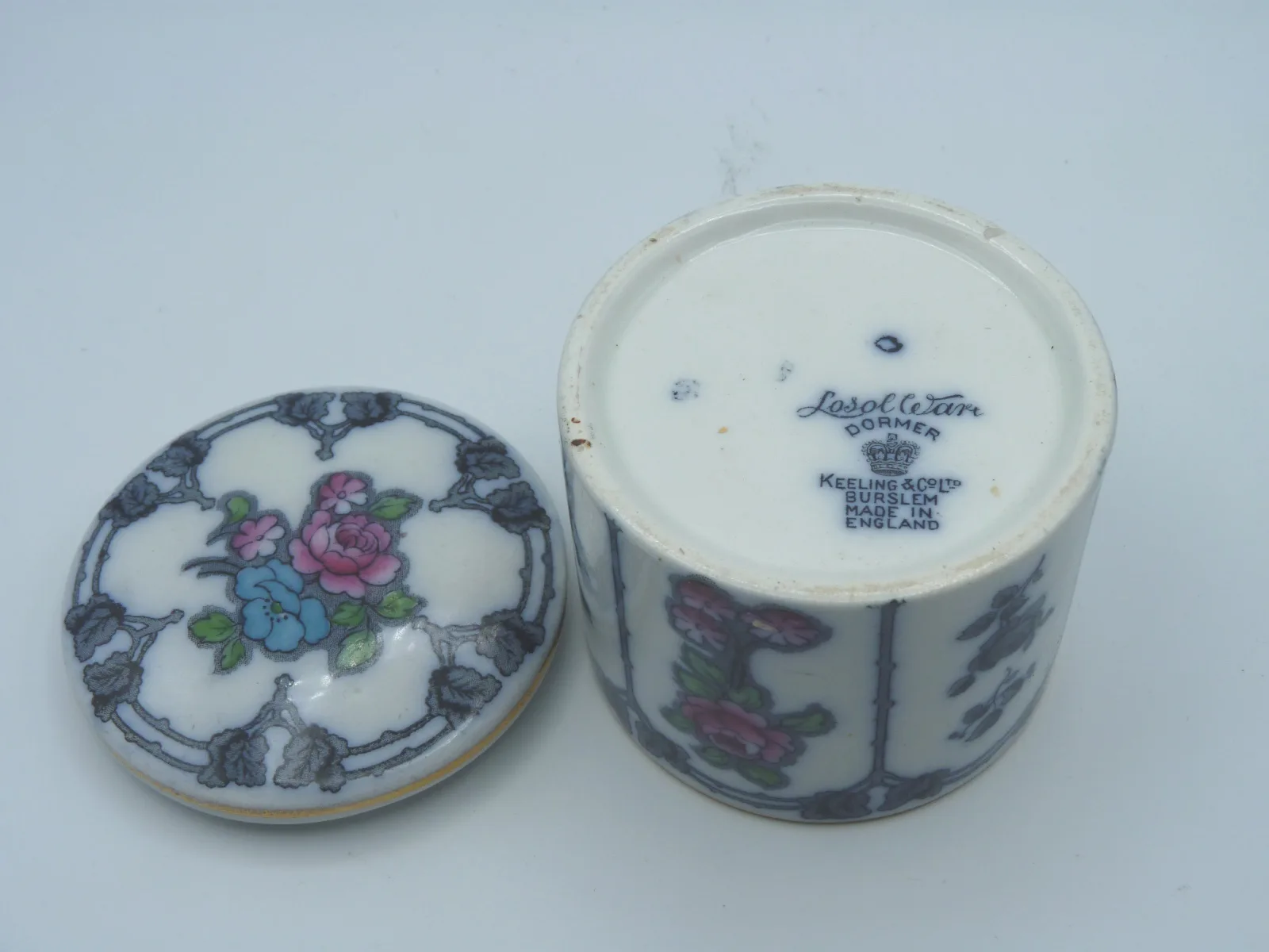 4 Pieces Polychrome – Ring Tree, Toothbrush Vase, Hat Pin Holder, Covered Pot - Image 10