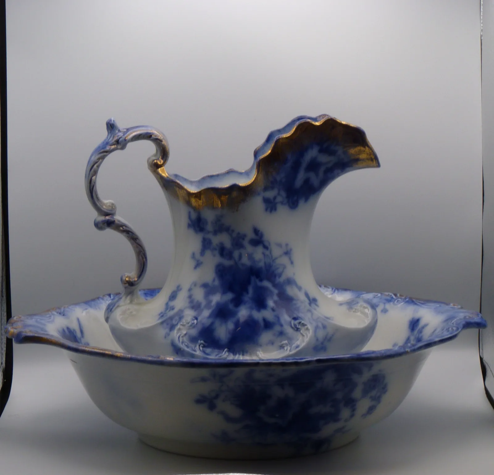 Flow Blue with Gold Sponged Rims - Wash Jug and Bowl - Grindley - - Image 13