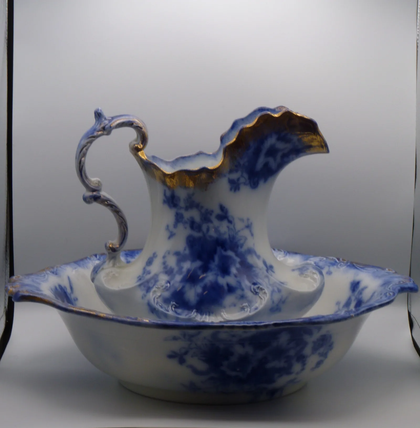 Flow Blue with Gold Sponged Rims - Wash Jug and Bowl - Grindley - - Image 12