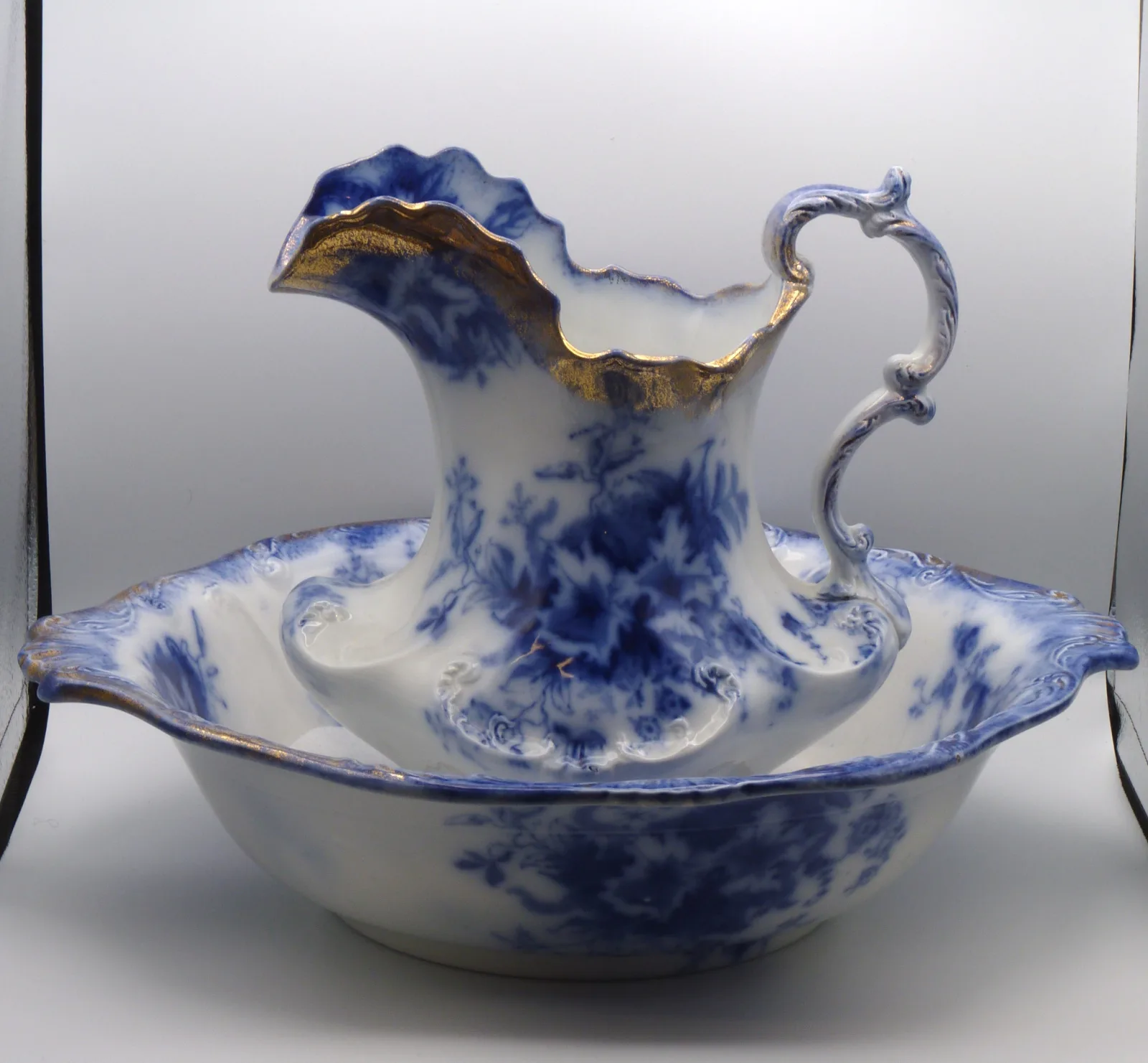 Flow Blue with Gold Sponged Rims - Wash Jug and Bowl - Grindley - - Image 11