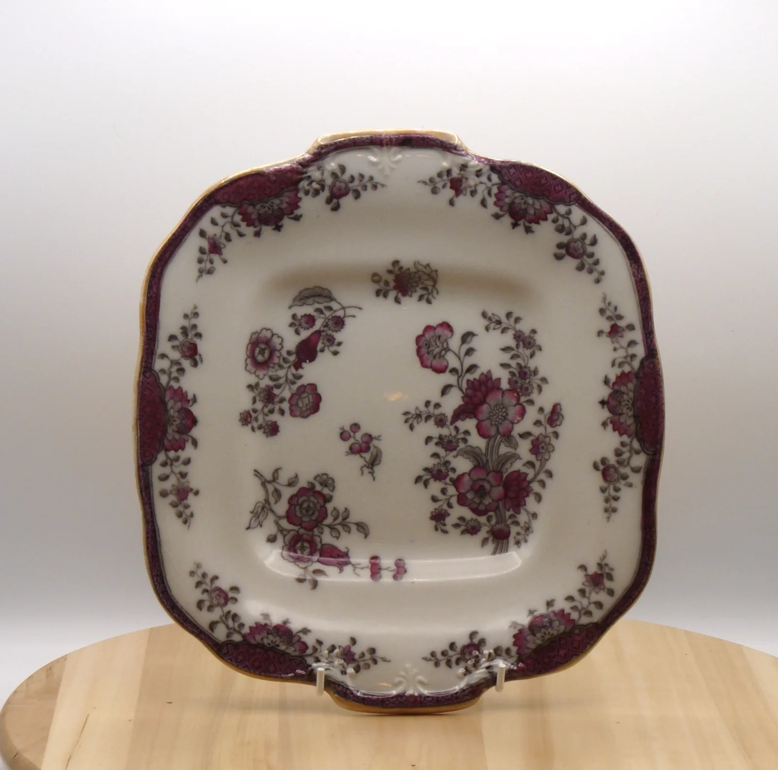 Mulberry & Magenta Cake Plate – T. Dimmock