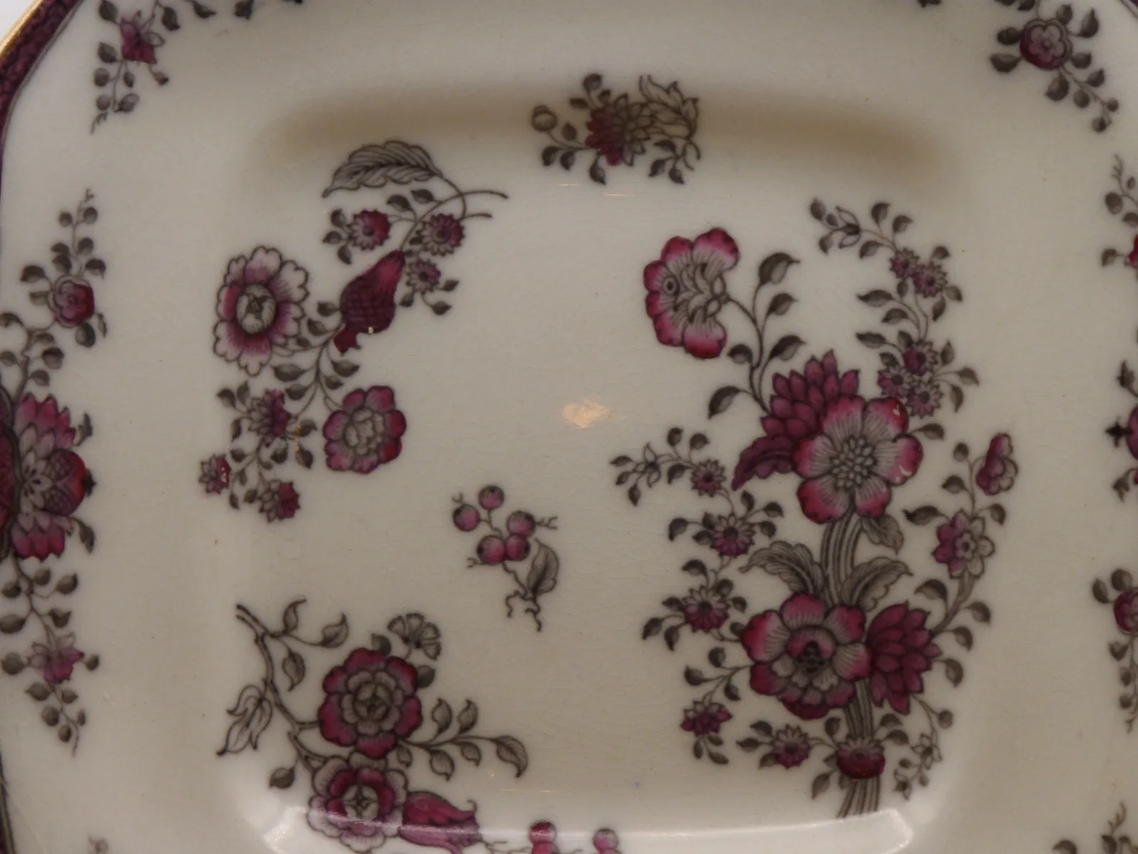Mulberry & Magenta Cake Plate – T. Dimmock - Image 2