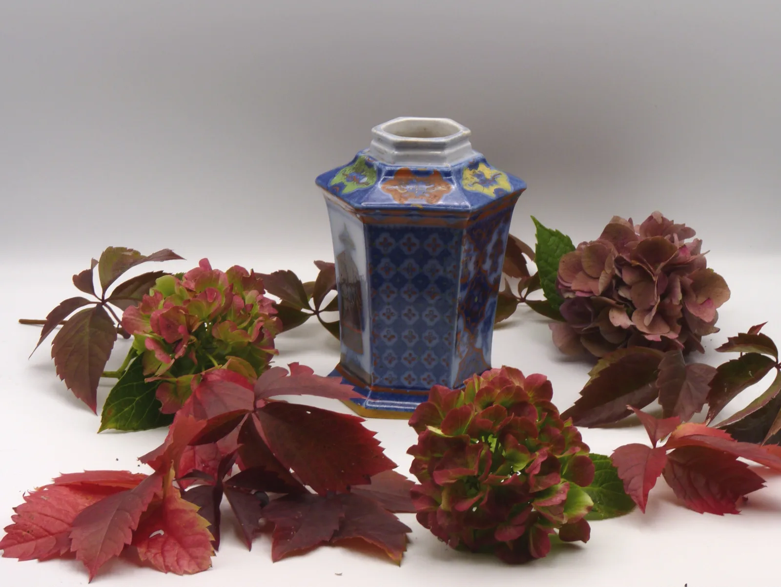Flow Blue & Polychrome Oriental Design 6 Paneled – Tea Jar - - Image 13