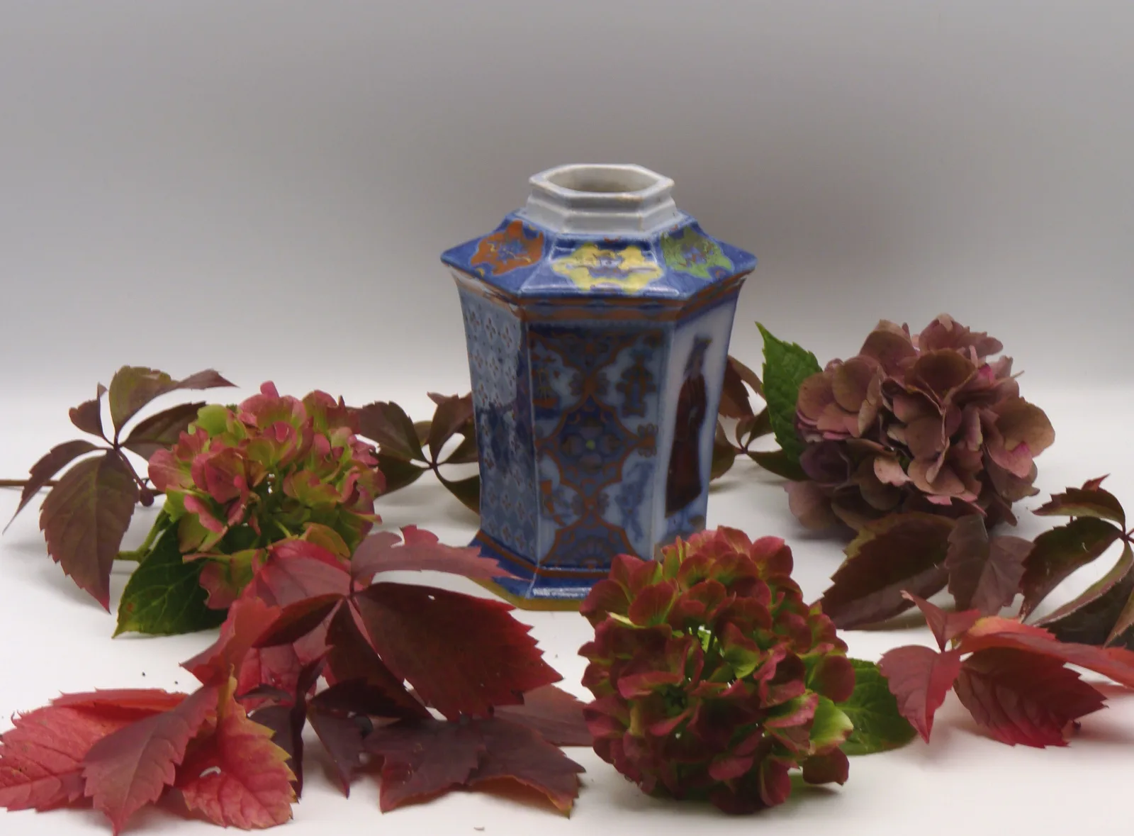 Flow Blue & Polychrome Oriental Design 6 Paneled – Tea Jar - - Image 11