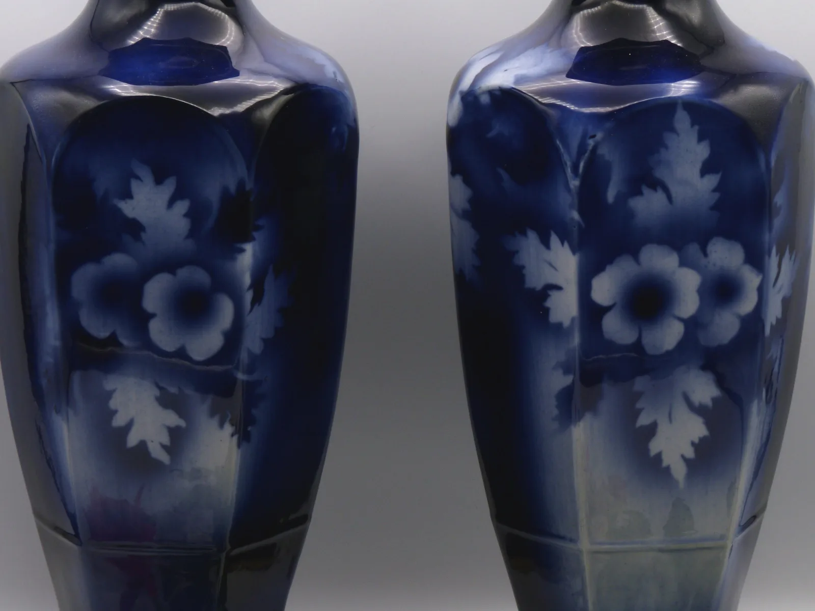Pair of Tall Flow Blue Vases - Poppies - Image 6