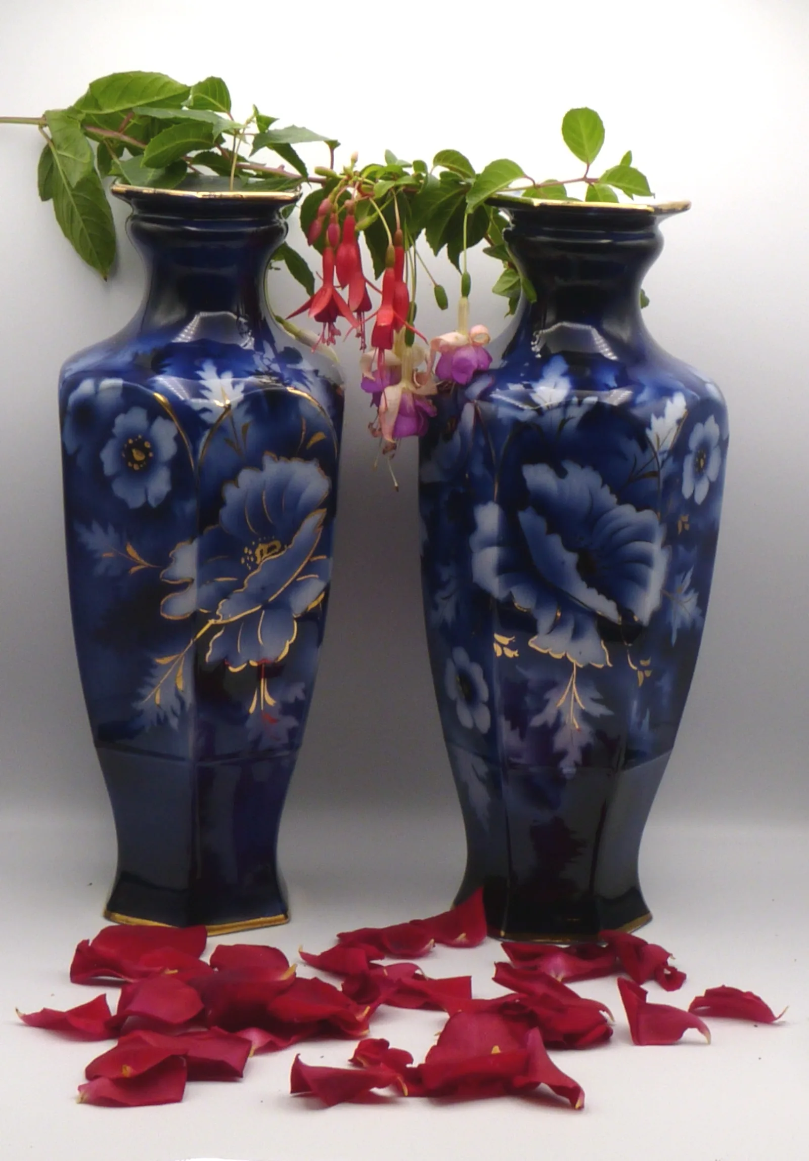 Pair of Tall Flow Blue Vases - Poppies - Image 8