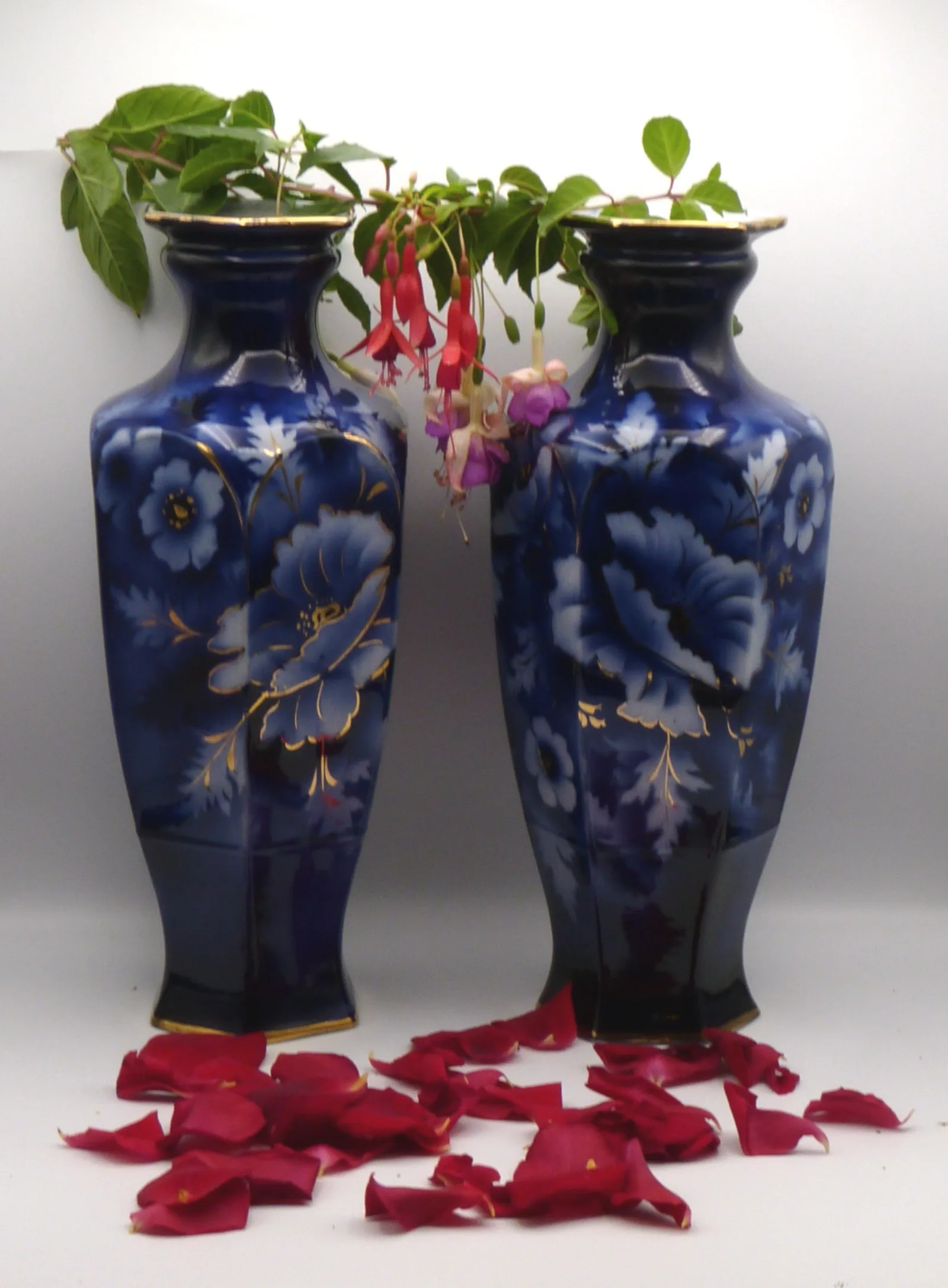 Pair of Tall Flow Blue Vases - Poppies - Image 11