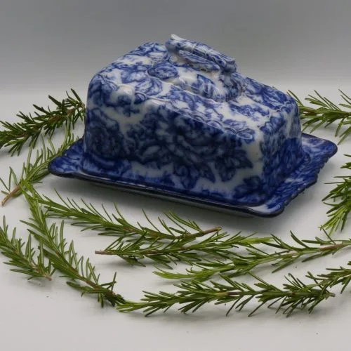 Flow Blue Cheese Keep/Dish - Cavendish