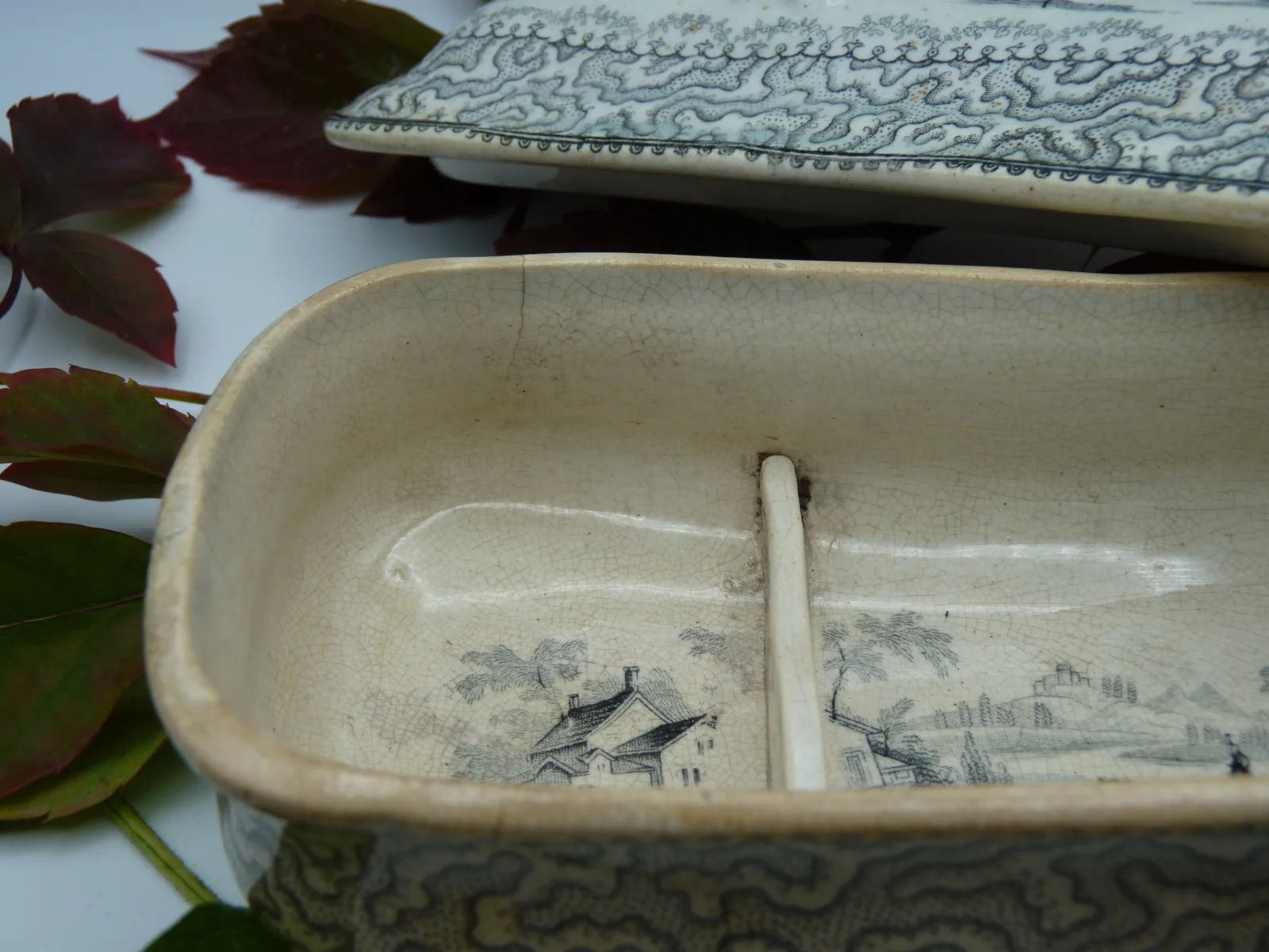 Razor Box –  Transferware - Black/Grey (Mulberry?) - Image 6