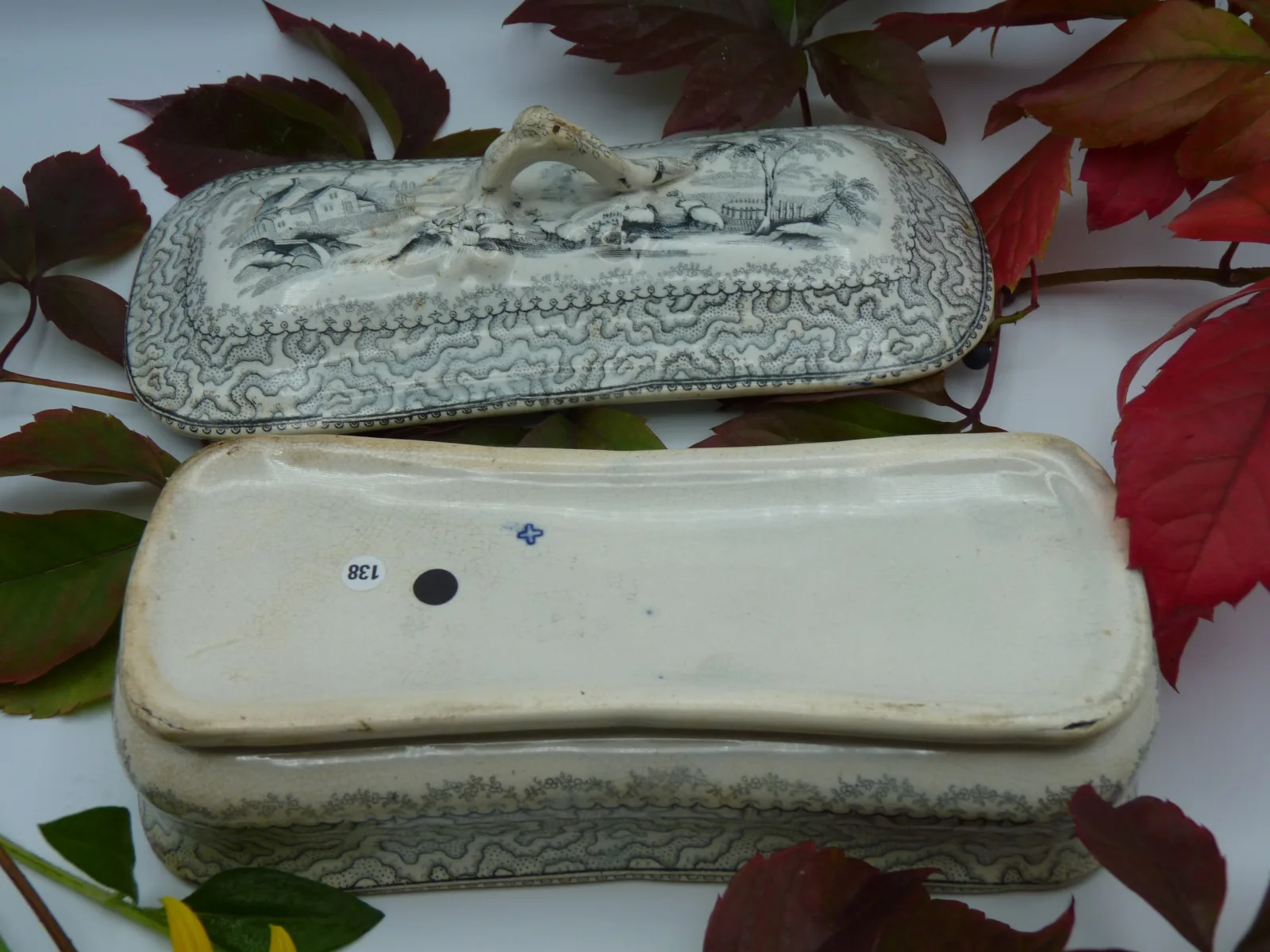 Razor Box –  Transferware - Black/Grey (Mulberry?) - Image 8