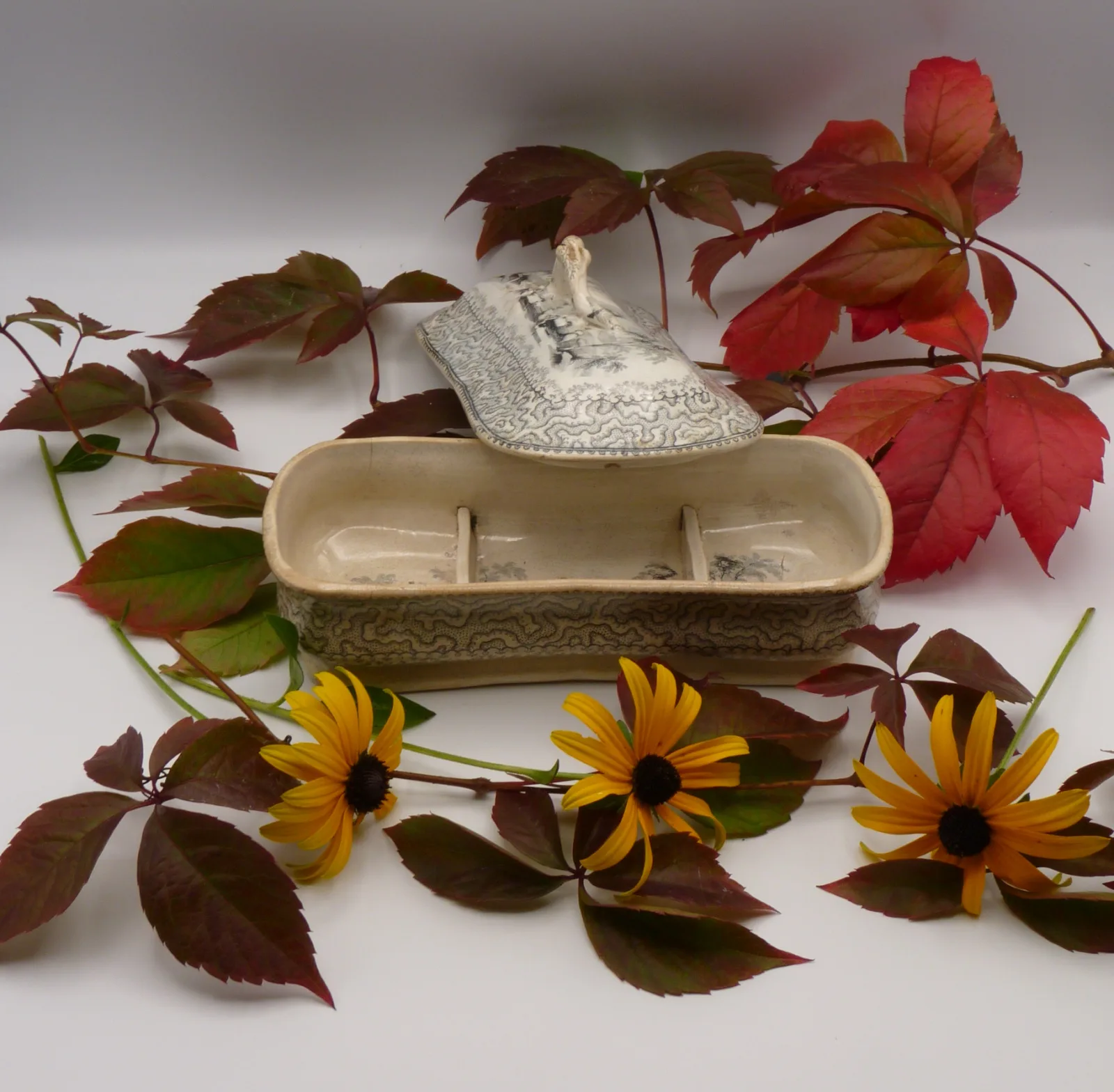 Razor Box –  Transferware - Black/Grey (Mulberry?) - Image 12