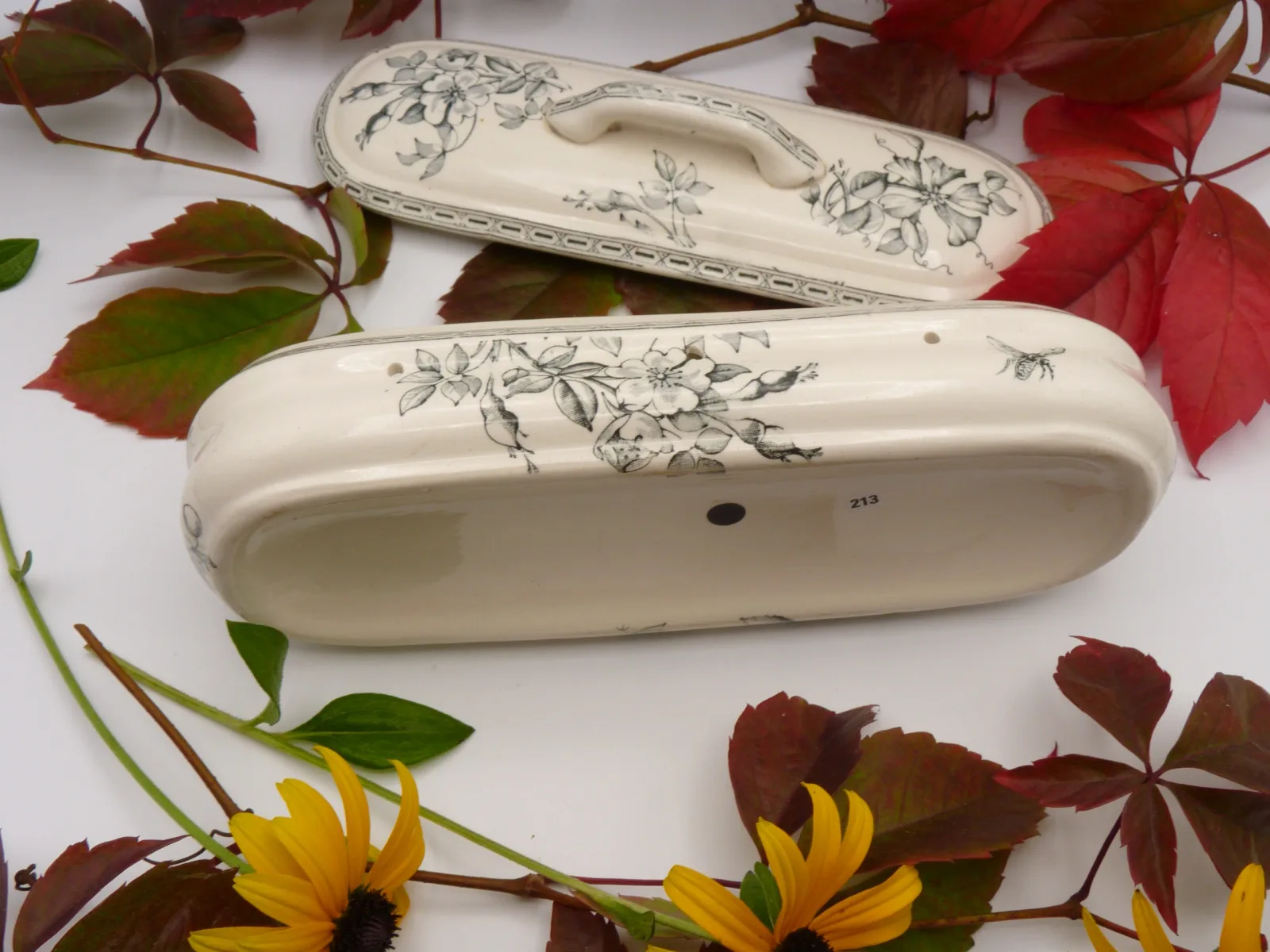 Toothbrush Box Box - Transferware - Dog Rose & Bee - Image 12