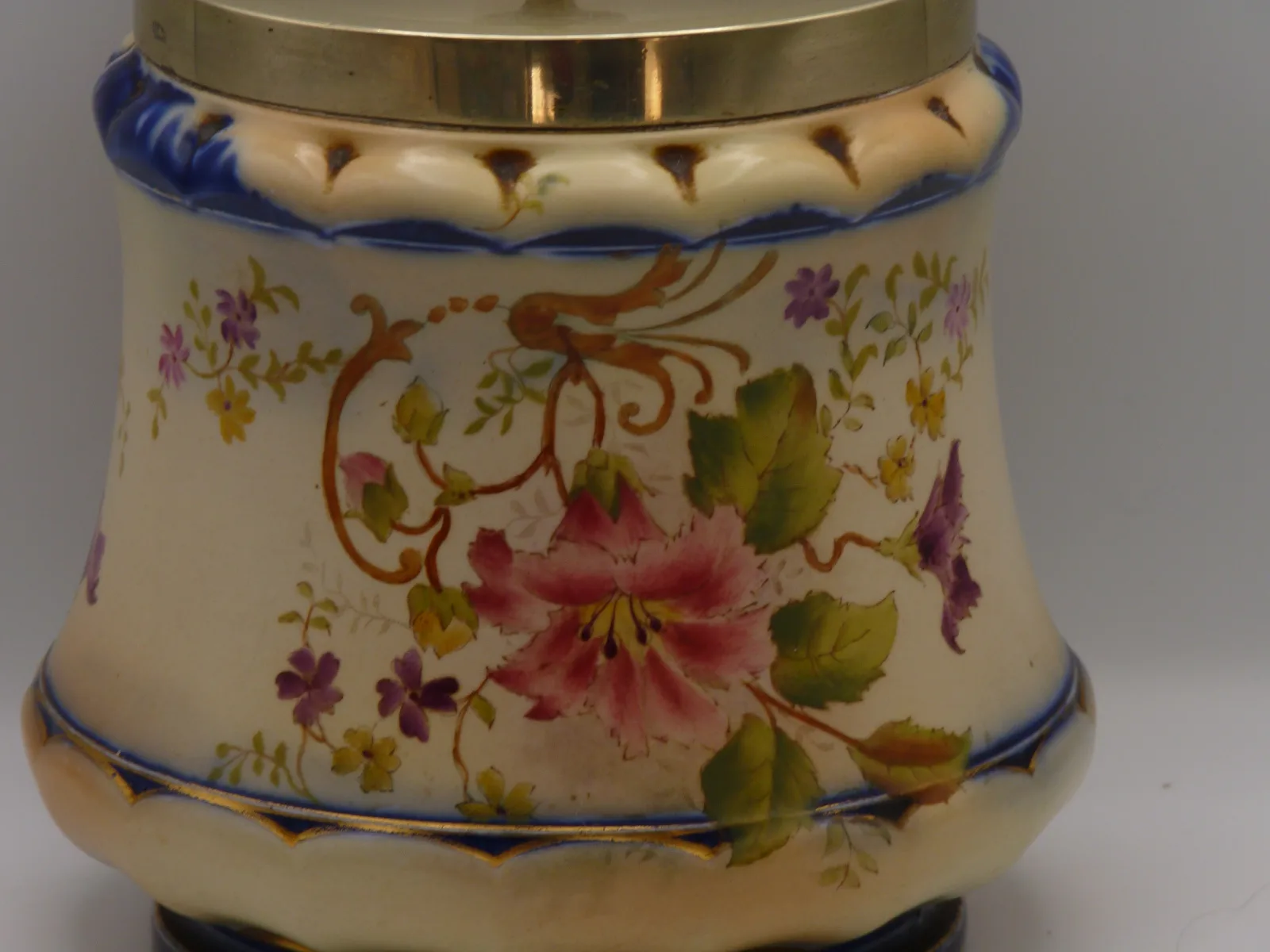 Polychrome Biscuit Barrel – Carlton Ware- Petunia - Image 2