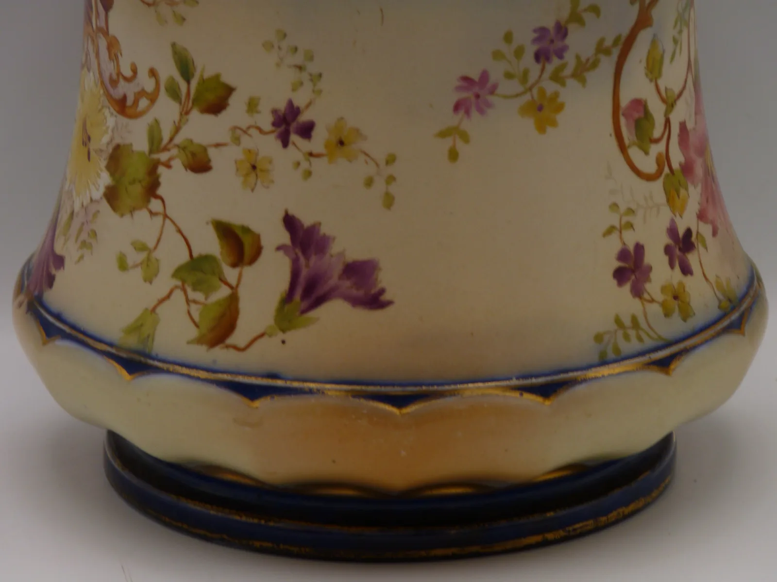 Polychrome Biscuit Barrel – Carlton Ware- Petunia - Image 6