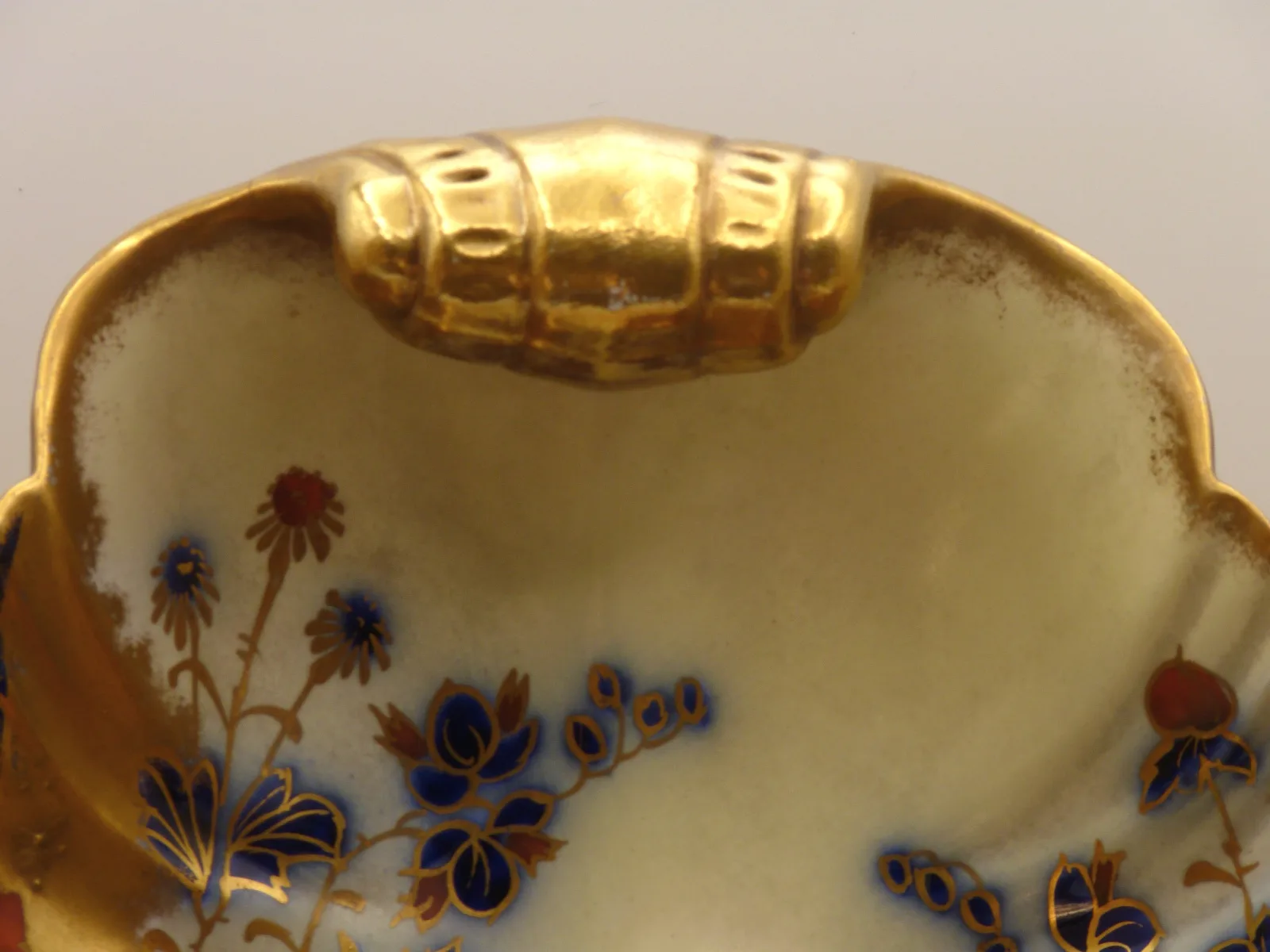 Eye Catching Flow Blue, Heavy Gold & Polychrome Shaped Bowl - Image 12
