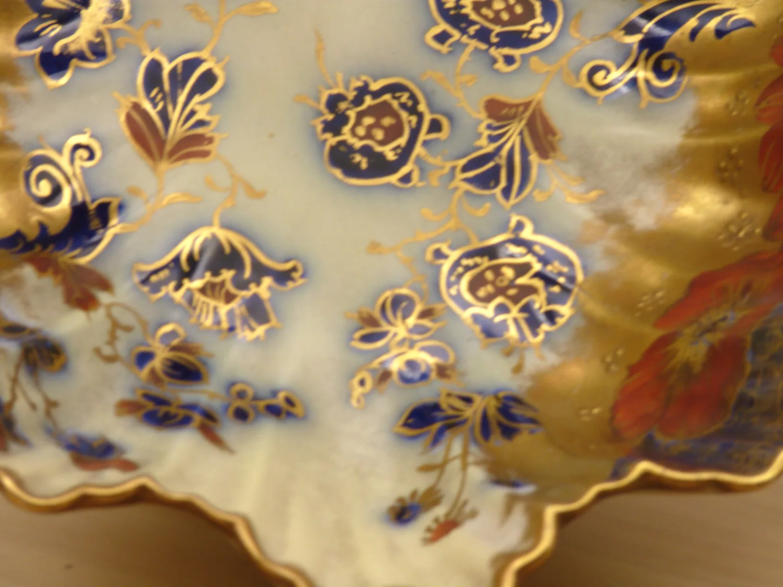 Eye Catching Flow Blue, Heavy Gold & Polychrome Shaped Bowl - Image 13