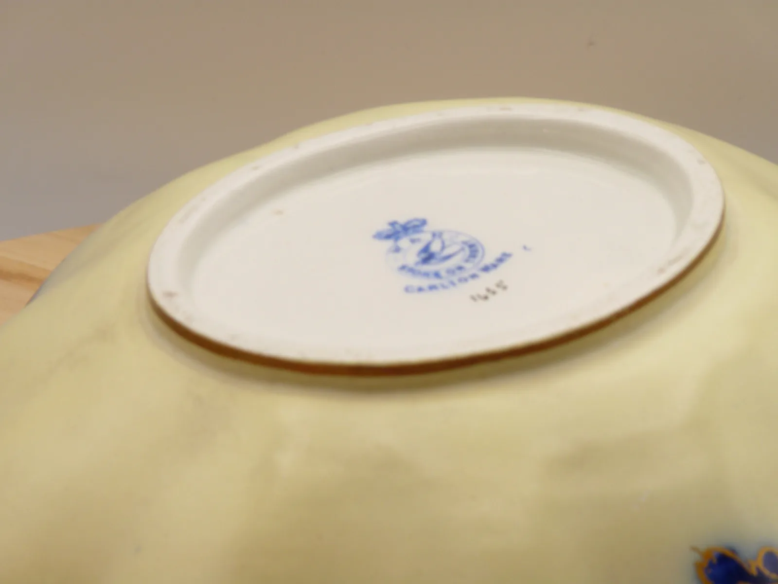 Eye Catching Flow Blue, Heavy Gold & Polychrome Shaped Bowl - Image 16