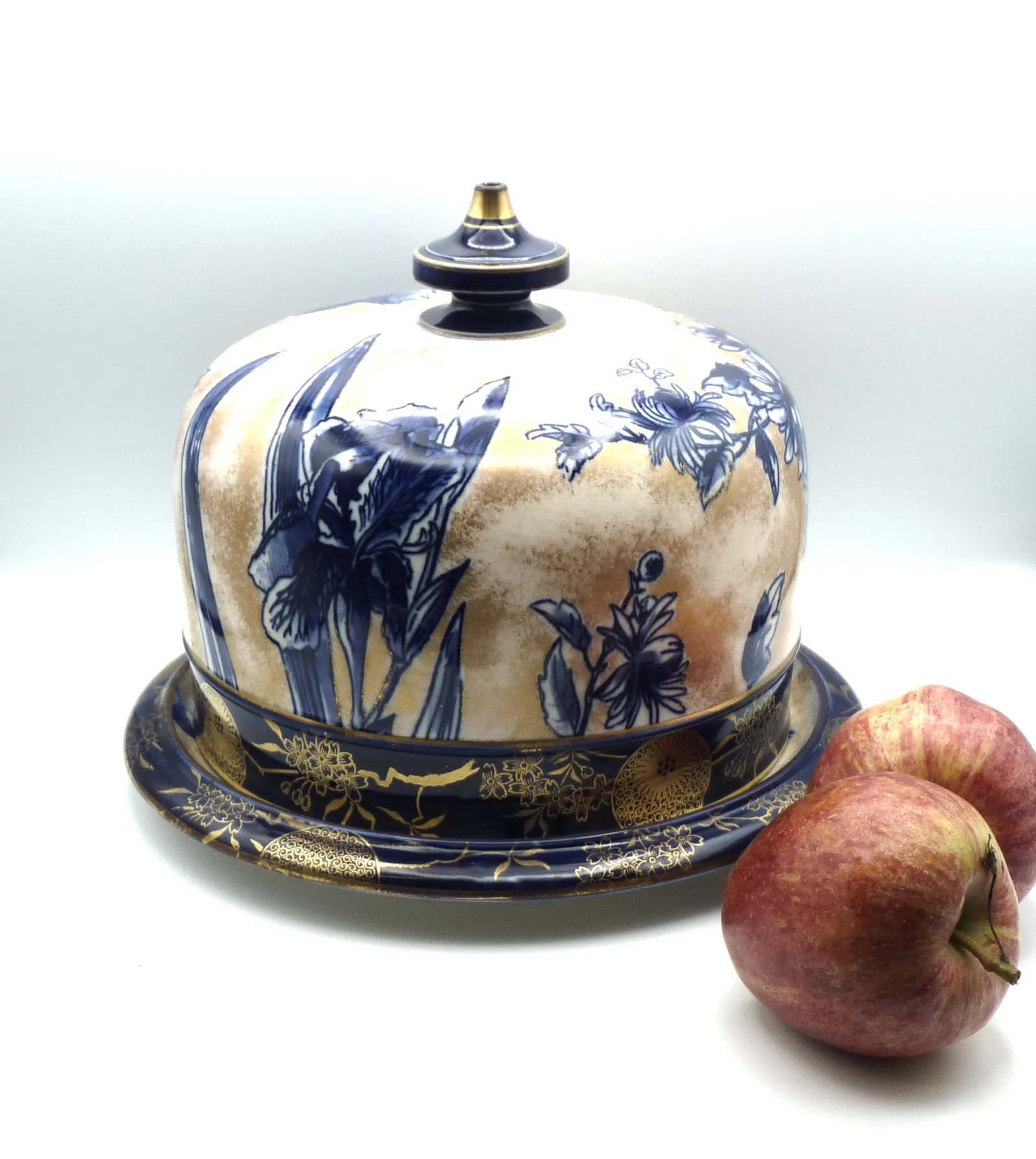 Flow Blue with Gold Large Doulton Cheese Dome - - Image 2