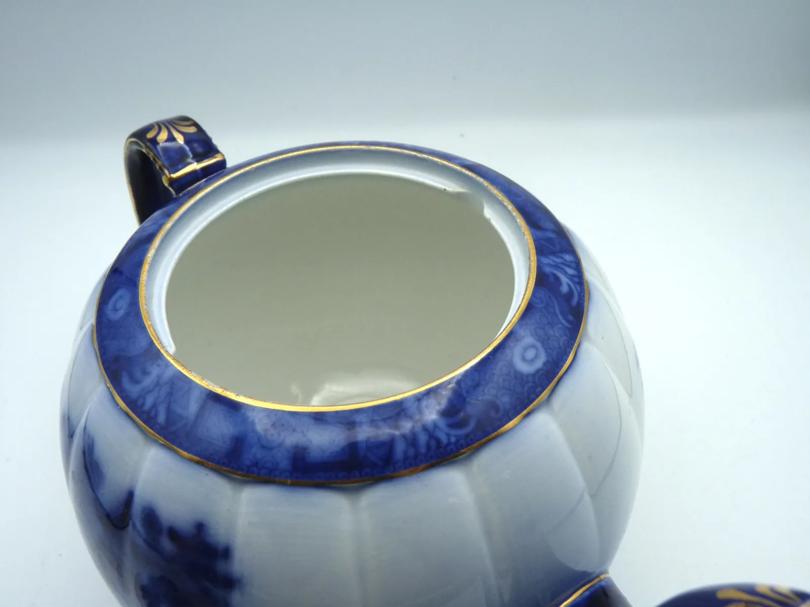 Beautiful Large Flow Blue with  Gold  Teapot - - Image 4