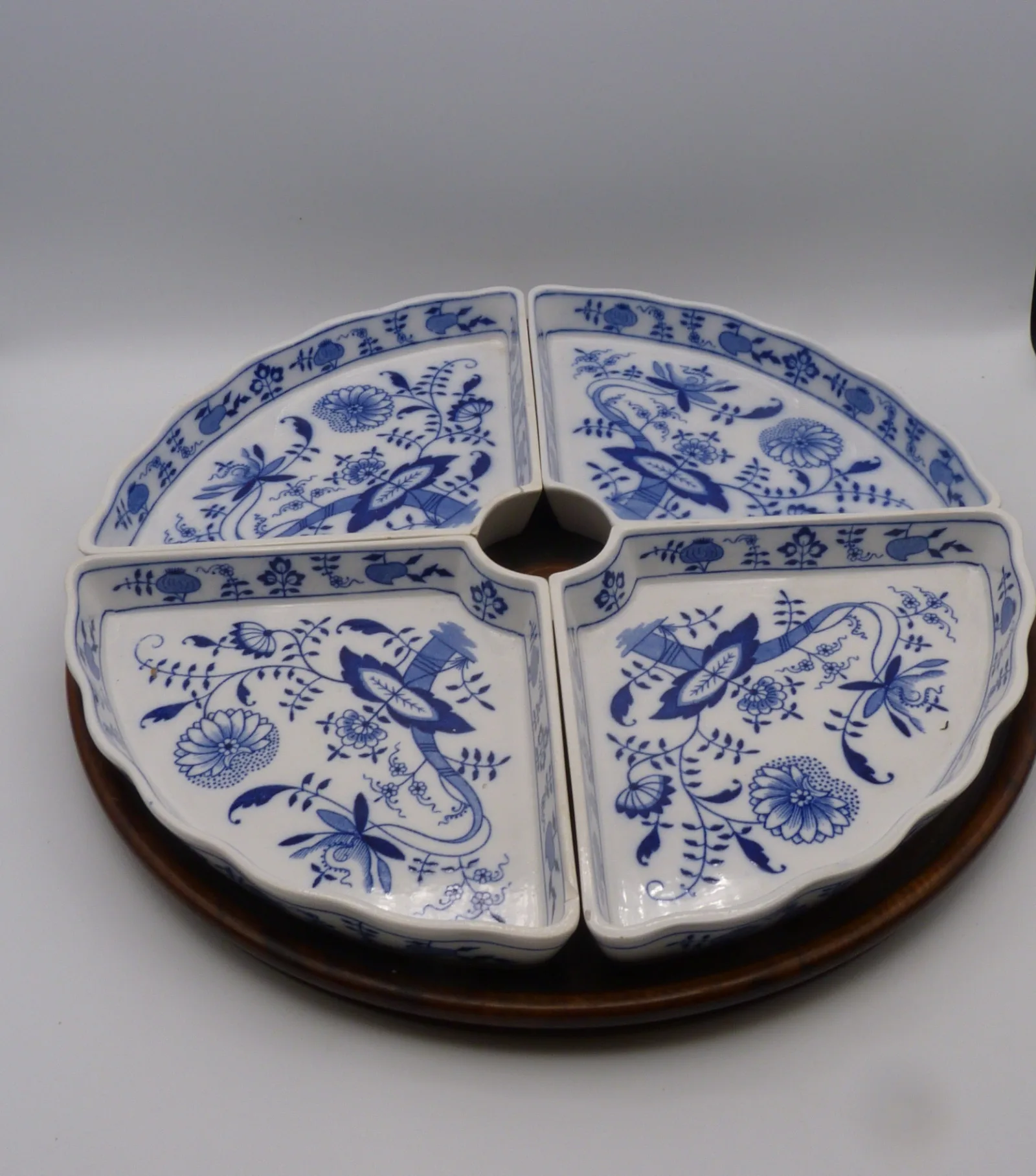 Blue & White - Blue Onion - Lazy Susan – Villeroy & Boch - - Image 2