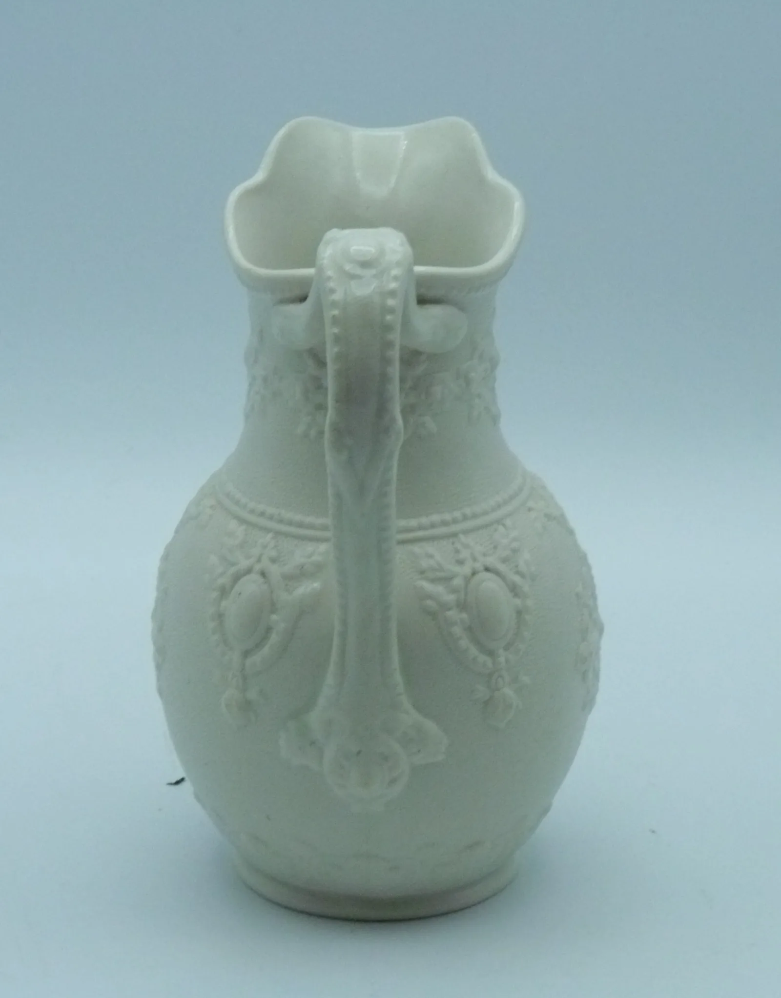 White Embossed – Jewel - Jug - Image 8