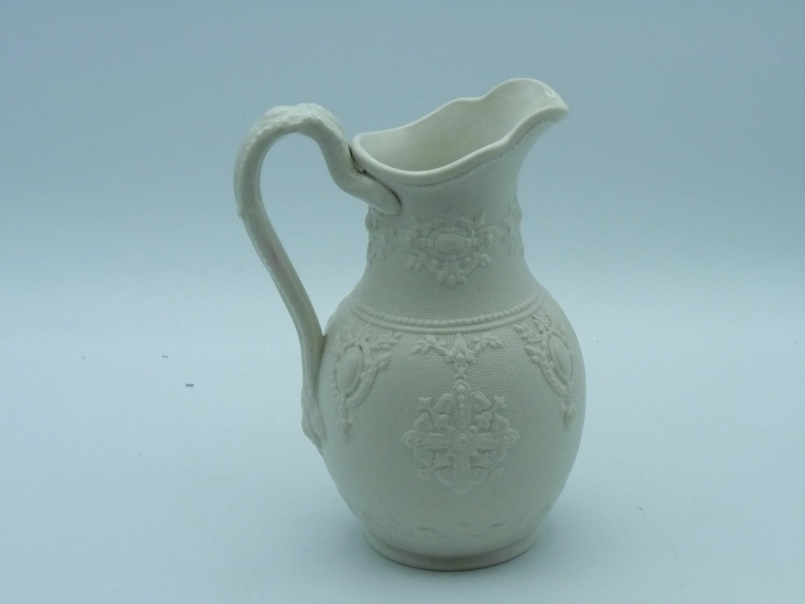White Embossed – Jewel - Jug - Image 7