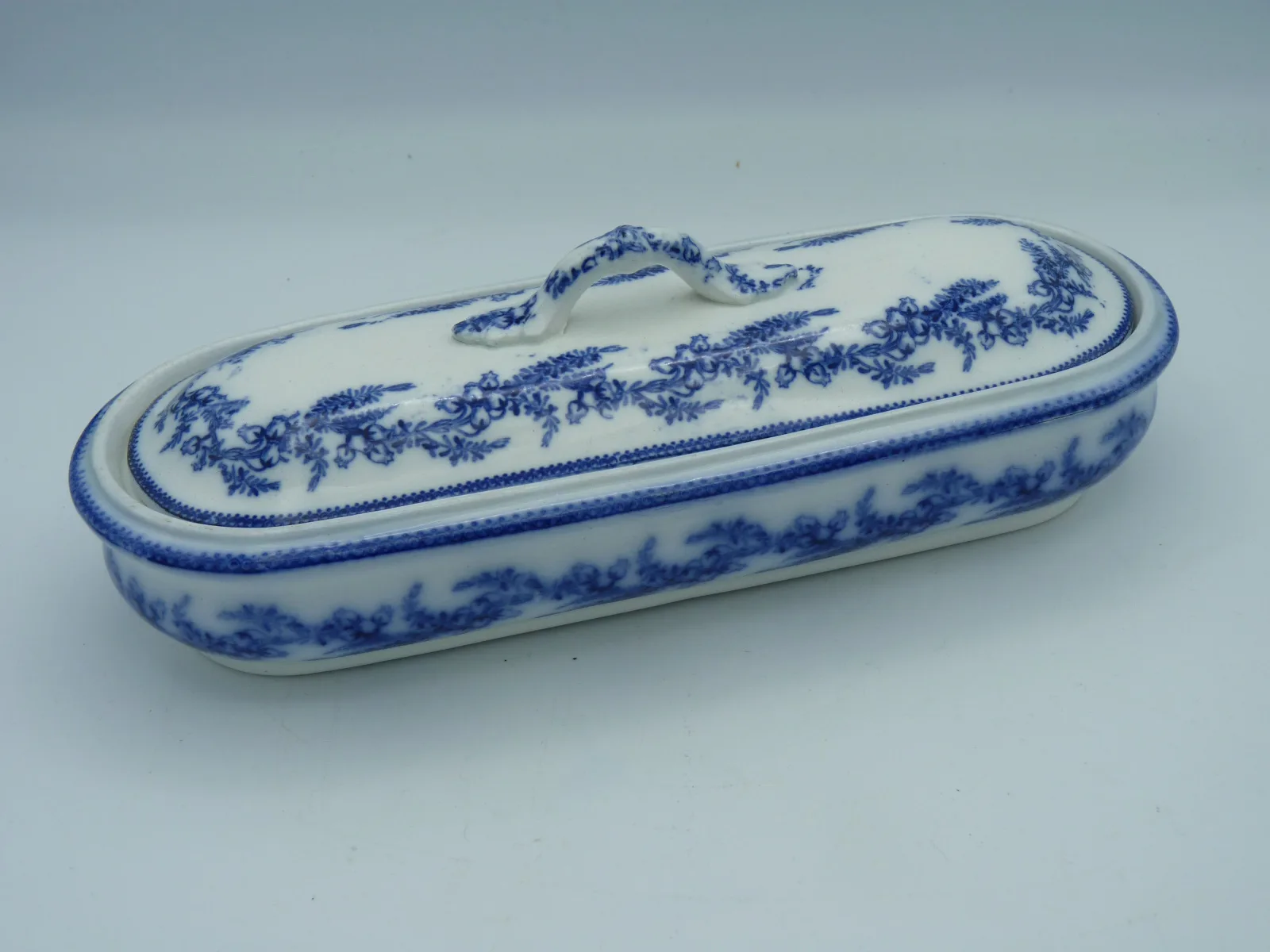 Pretty  Flow Blue Razor Box Base by J. Wedgwood -