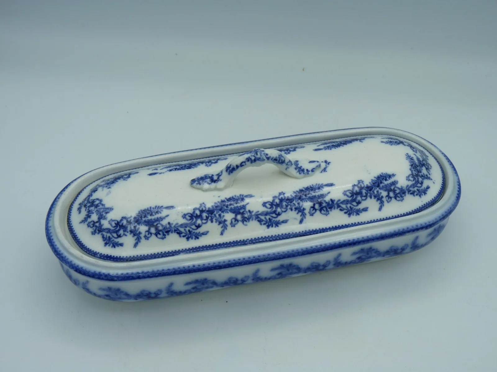 Pretty  Flow Blue Razor Box Base by J. Wedgwood - - Image 2