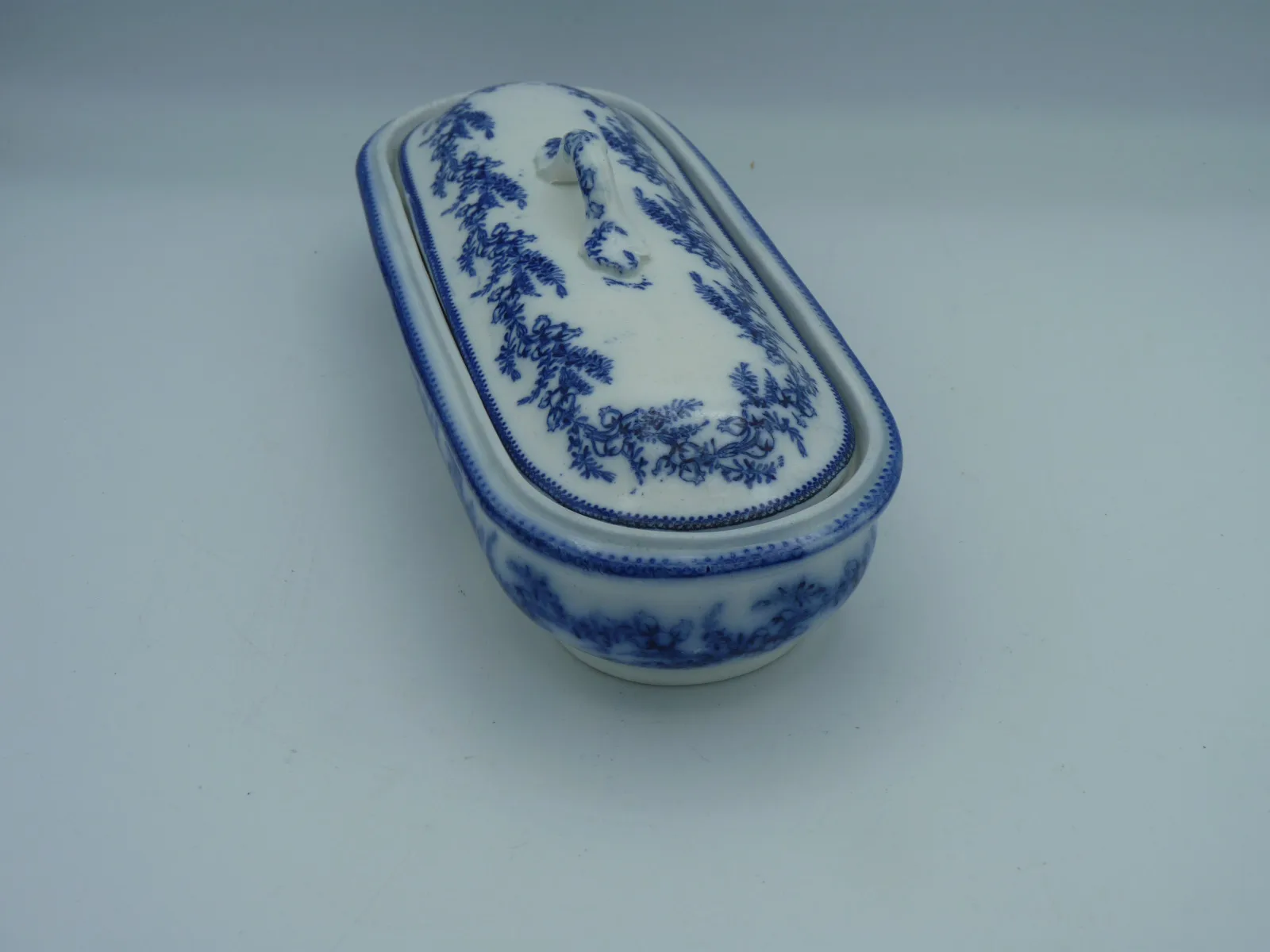 Pretty  Flow Blue Razor Box Base by J. Wedgwood - - Image 9