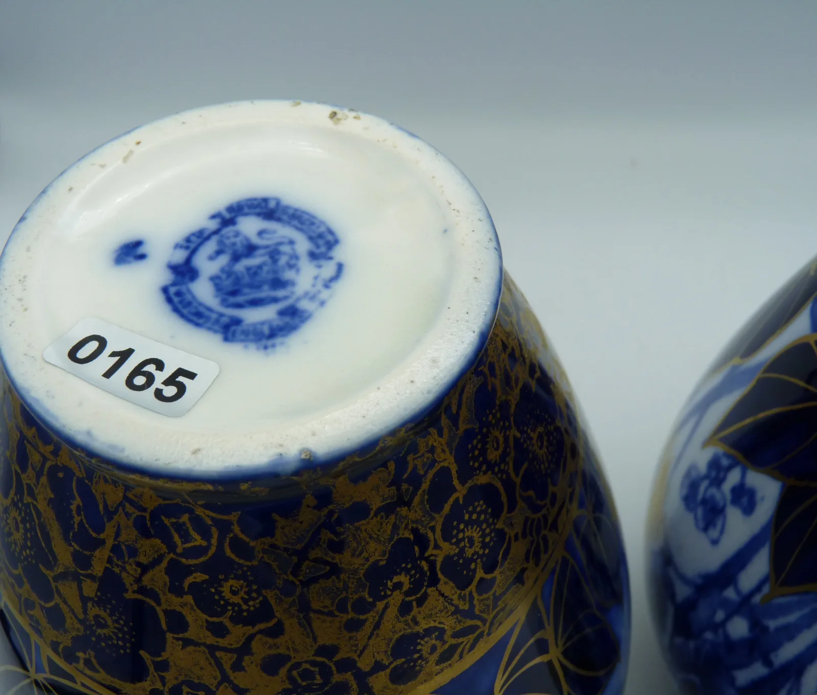 Stunning Pair of Flow Blue & Gold Vases - Iris - Image 12