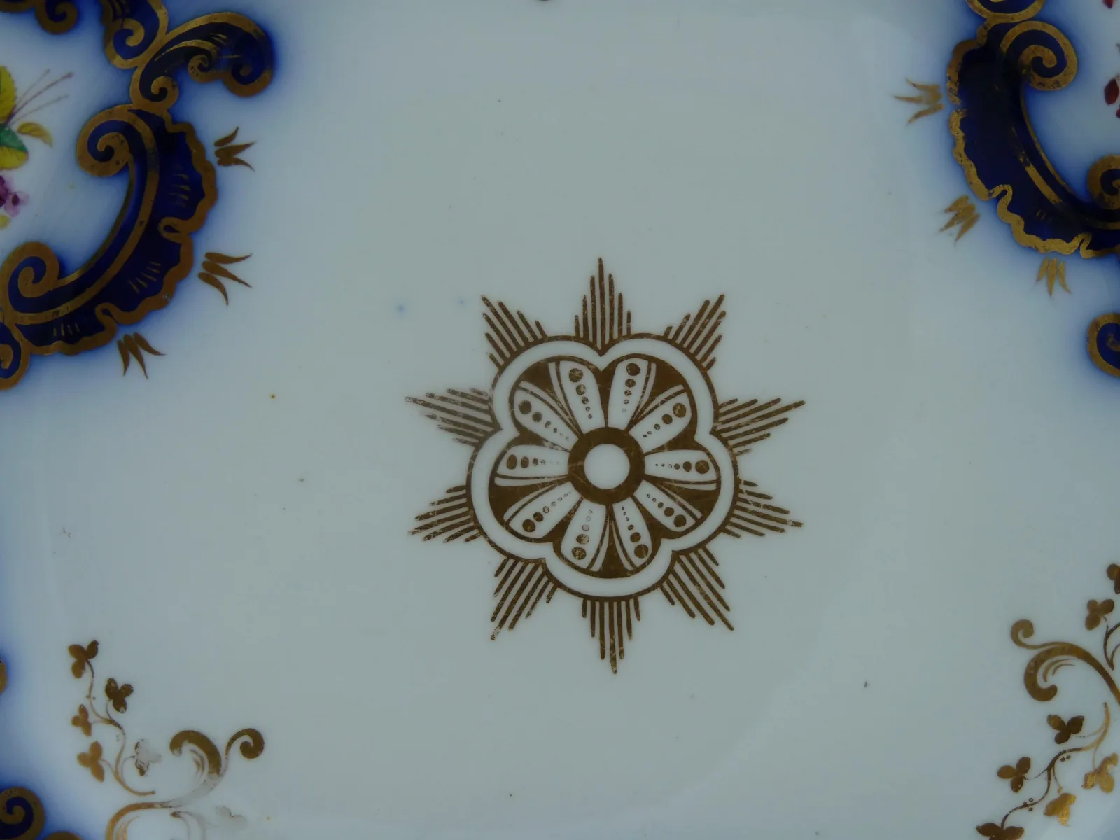 Dessert Plate in Flow Blue Polychrome & Peach Ground Inserts - Image 10