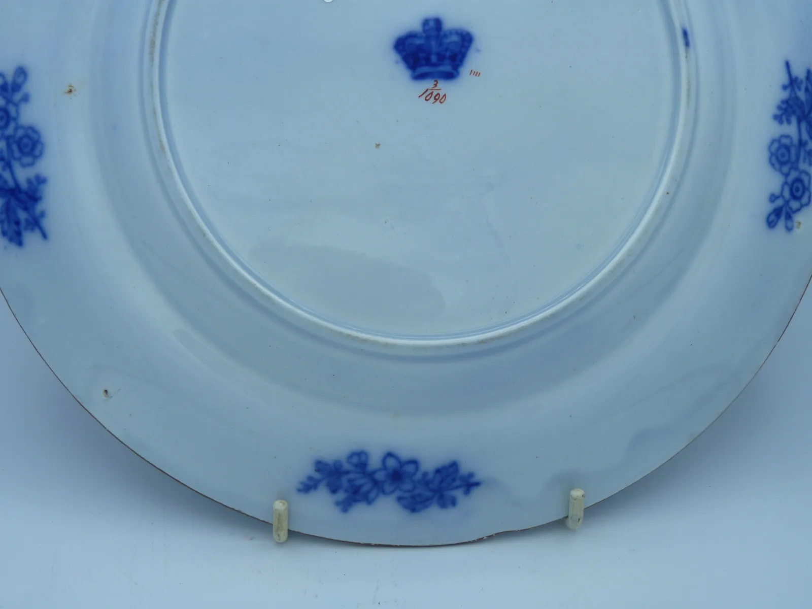 Beautiful Flow Blue & Polychrome Early Plate - Image 12
