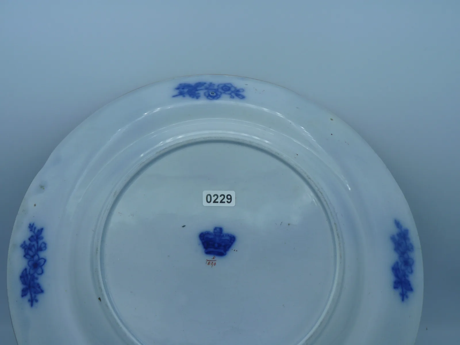 Beautiful Flow Blue & Polychrome Early Plate - Image 3