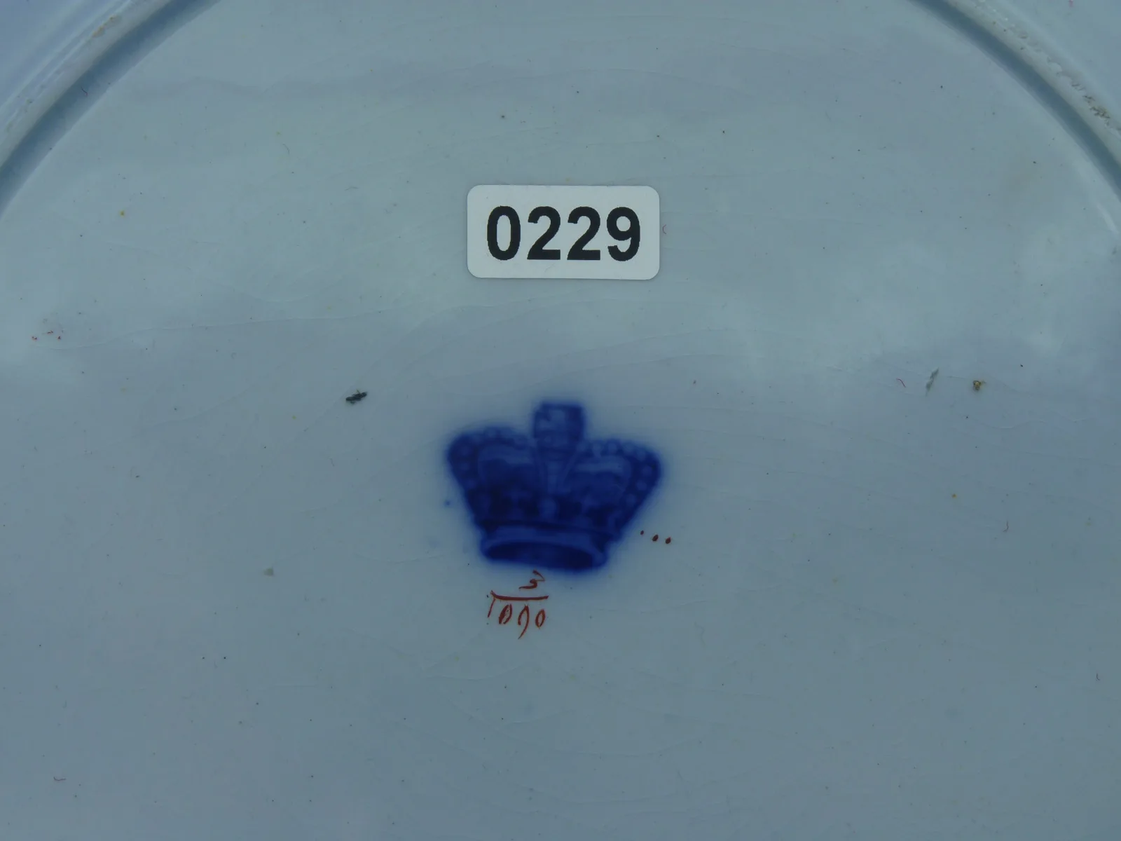 Beautiful Flow Blue & Polychrome Early Plate - Image 2