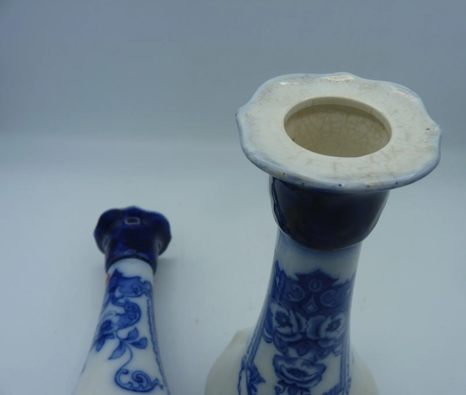 A Pair of Flow Blue Candlesticks – 1 a/f - Image 3