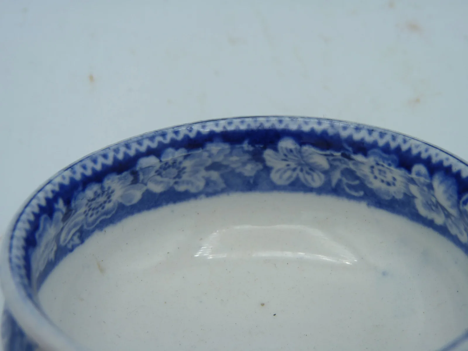 Blue & White Transferware Salt Dip - English Rural Scene - Image 2