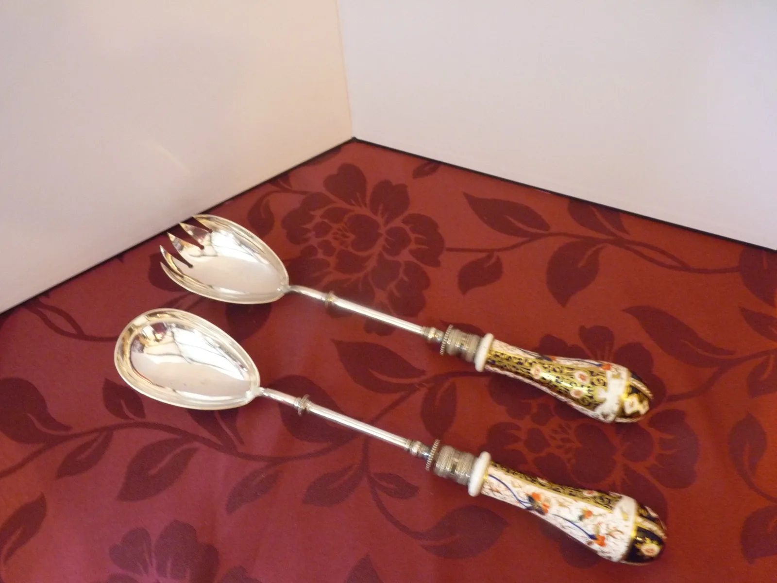 Pair of Imari-style Salad Servers – Polychrome with gold