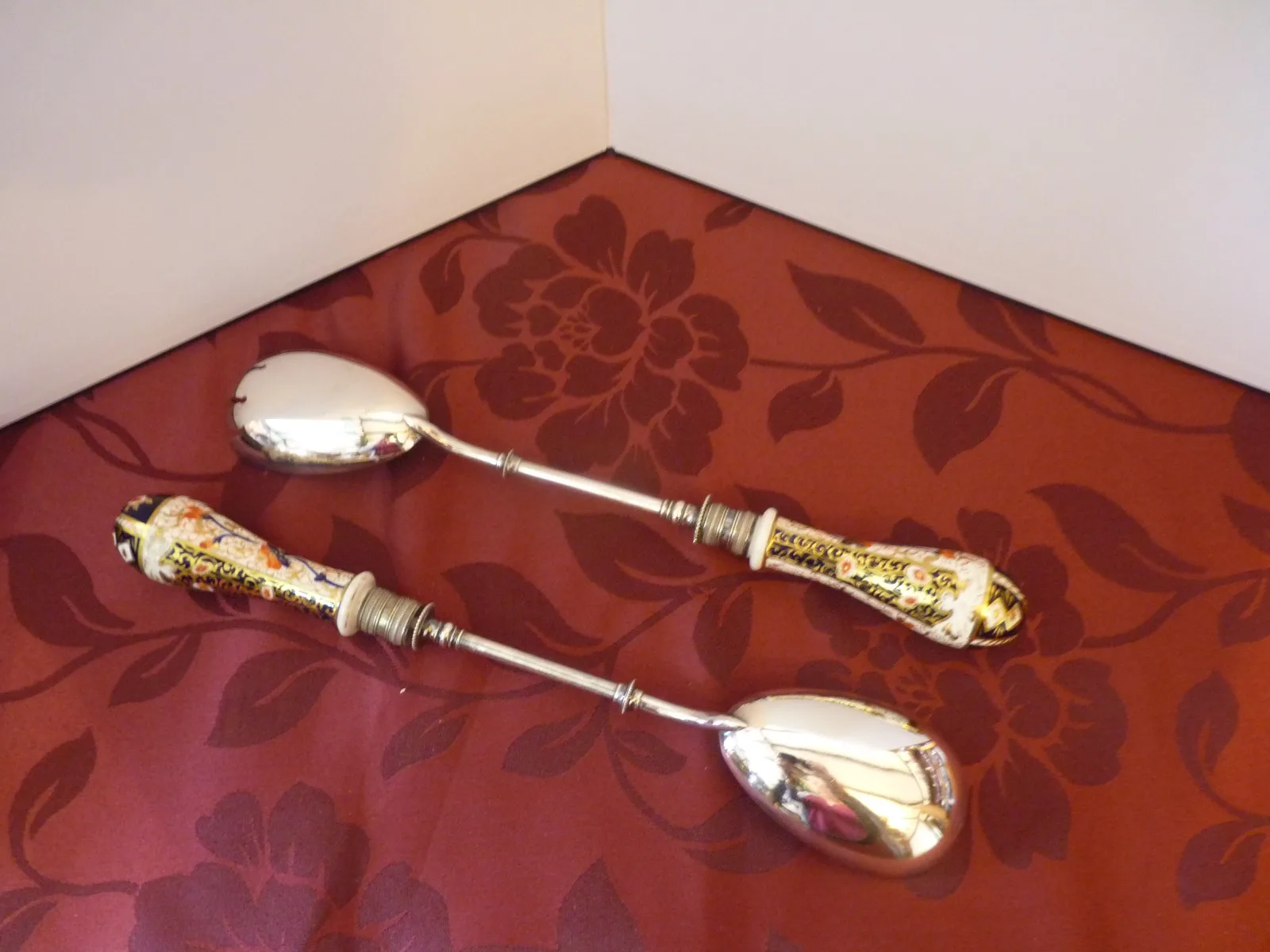 Pair of Imari-style Salad Servers – Polychrome with gold - Image 8
